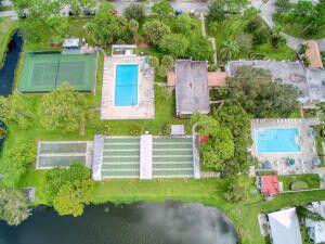 Homes for sale in Port St Lucie, FL | 8 Se Casa Rio Road, Port St Lucie, FL 34952 | MLS# R11068295