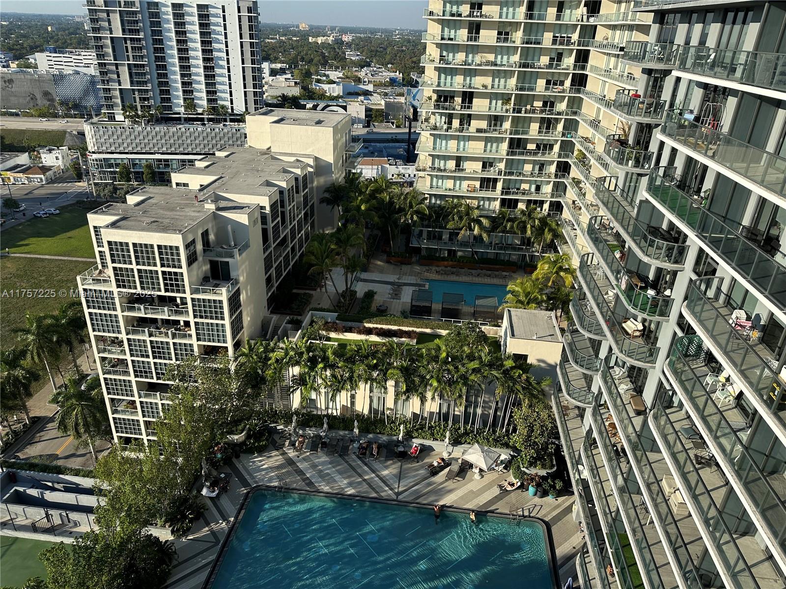 121 NE 34th St #1915, Miami FL 33137