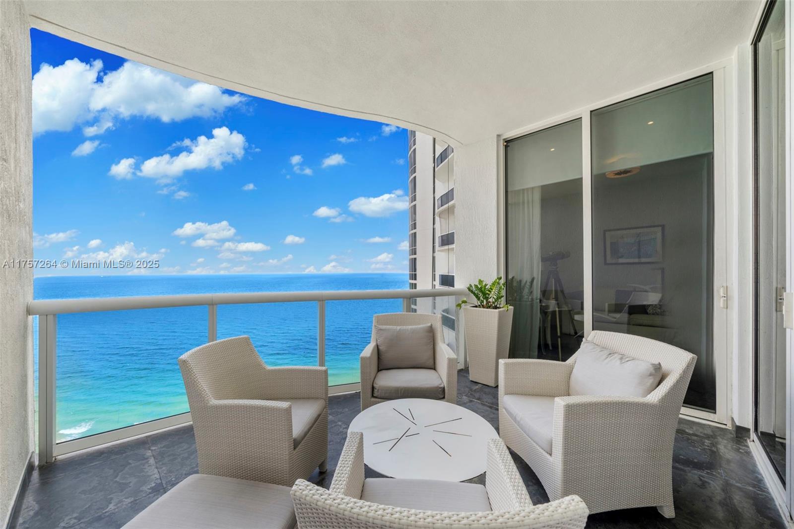 Condo for Sale in Sunny Isles Beach, FL