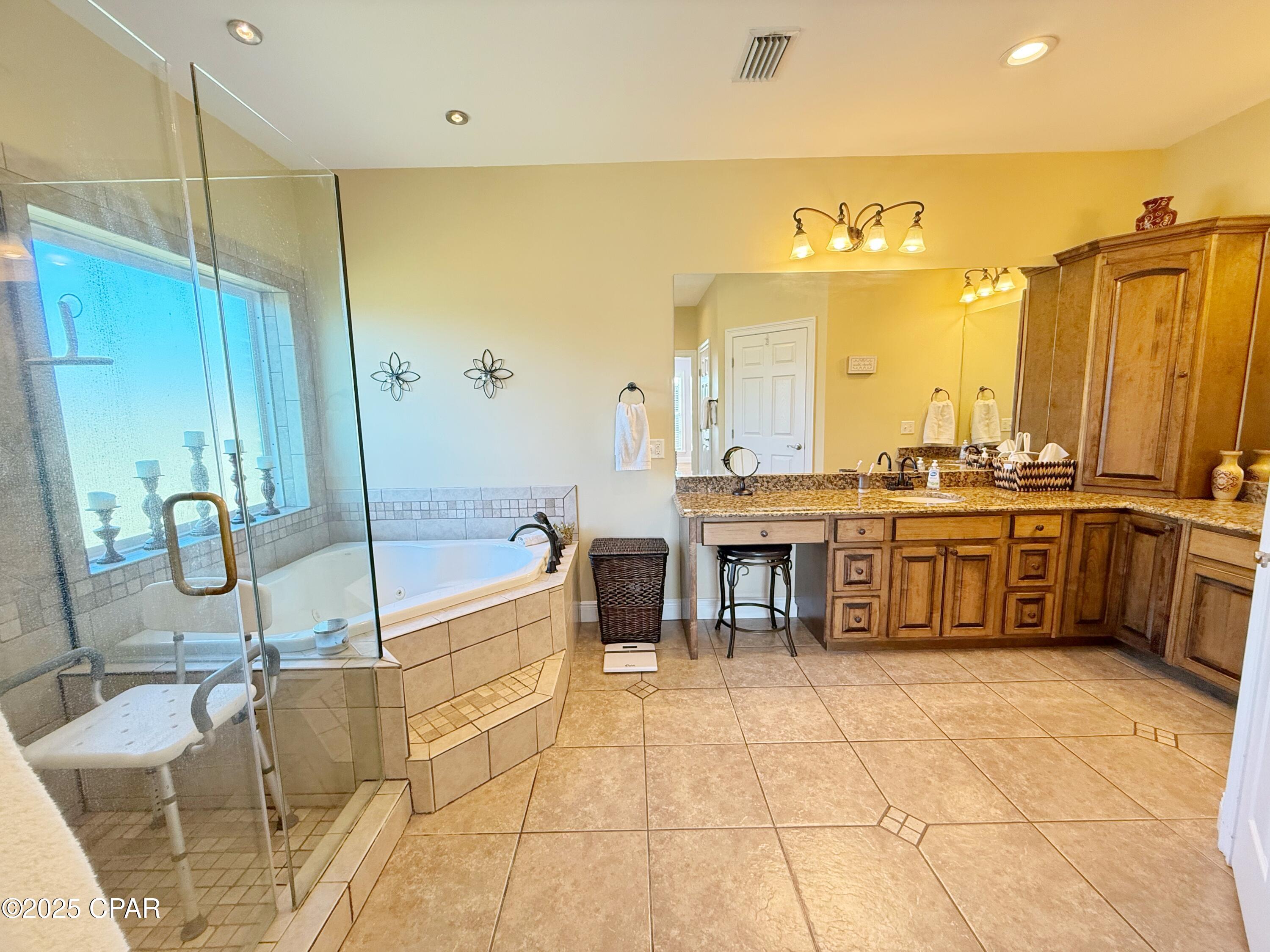 Image 19 For 2977 Chase Way