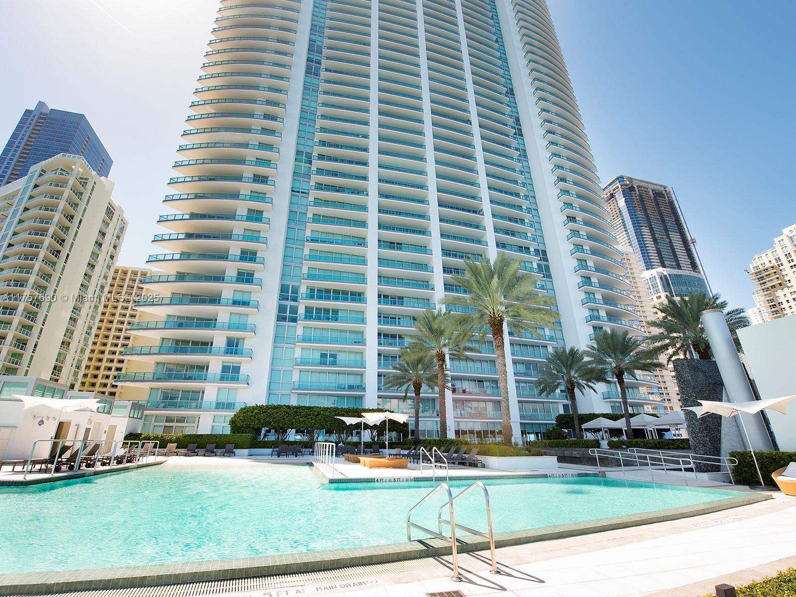 1331 Brickell Bay Dr #1206, Miami FL 33131