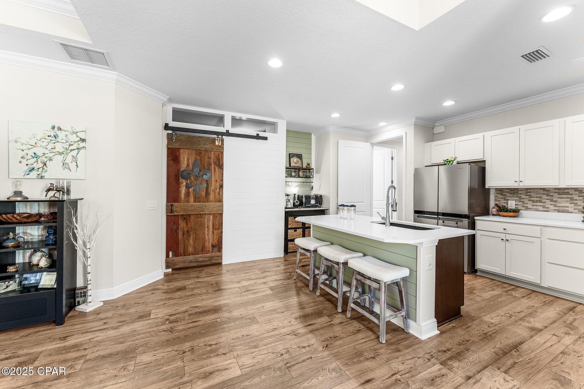 Image 6 For 9313 Cool Breeze Drive