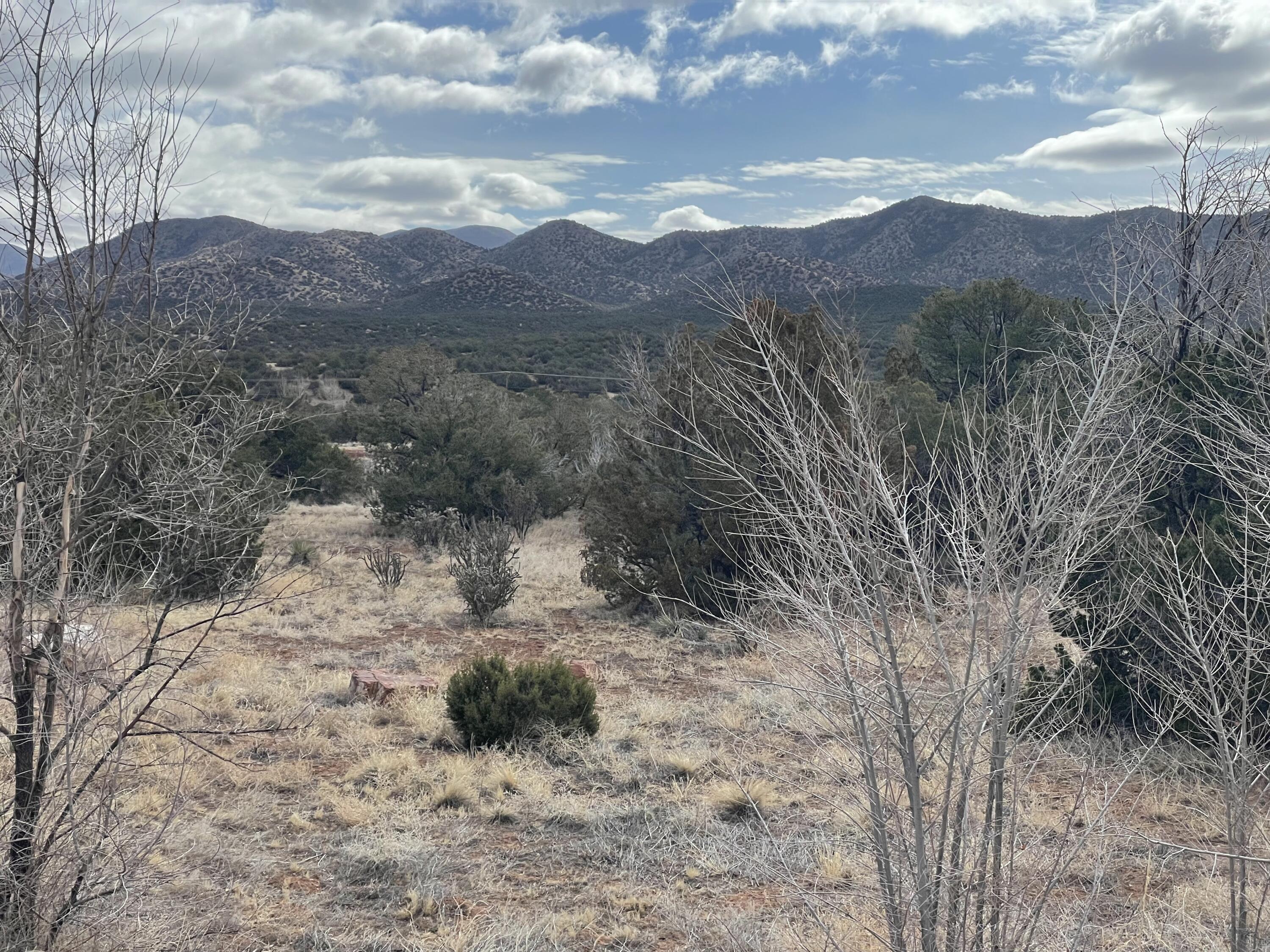 150 Paako Drive, Sandia Park, NM 87047