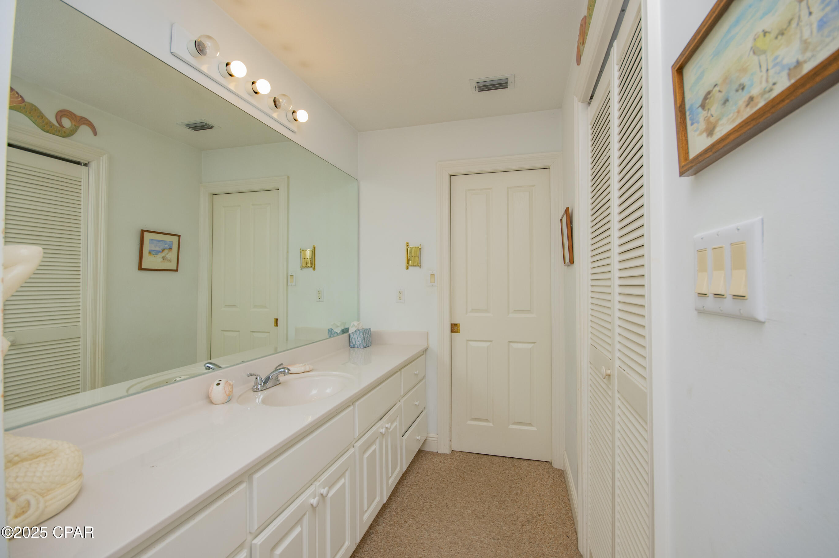 Image 39 For 5203 Gulf Drive