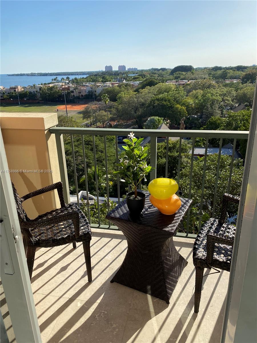 2951 S Bayshore Dr #1008, Miami FL 33133