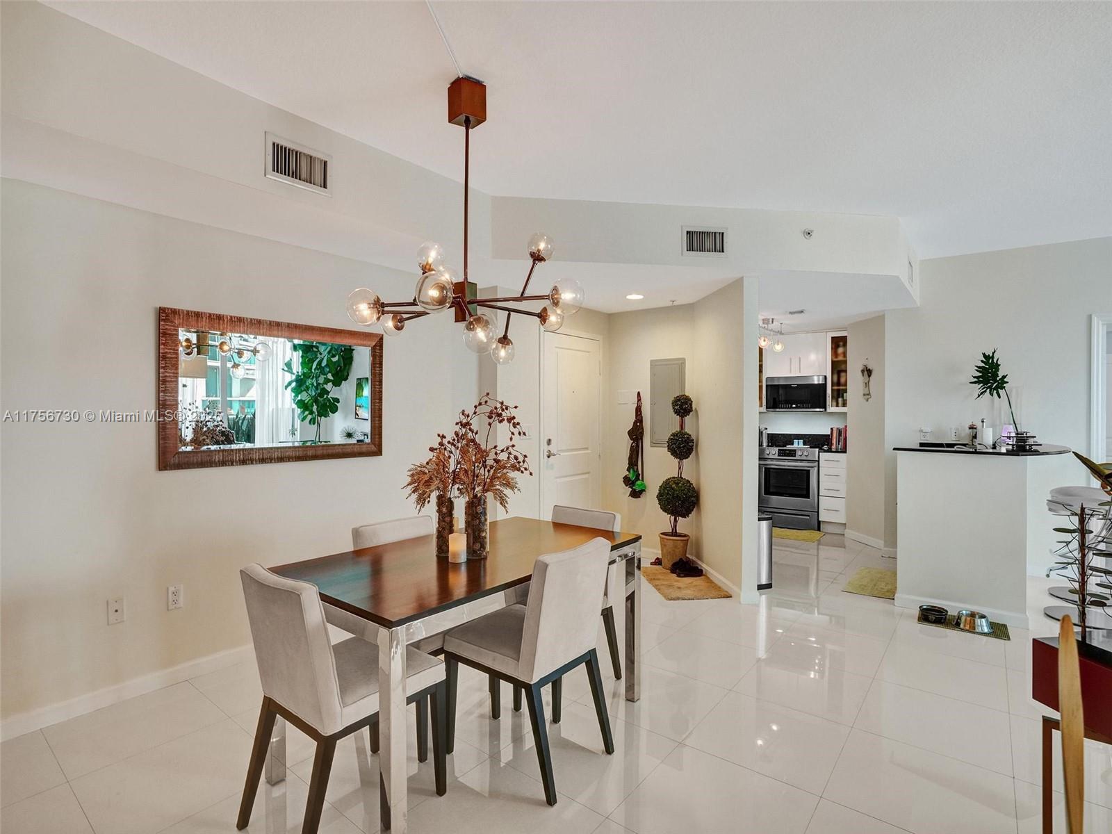 7900 Harbor Island Dr #510, North Bay Village FL 33141