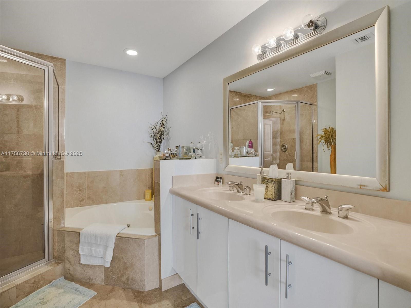 7900 Harbor Island Dr #510, North Bay Village FL 33141