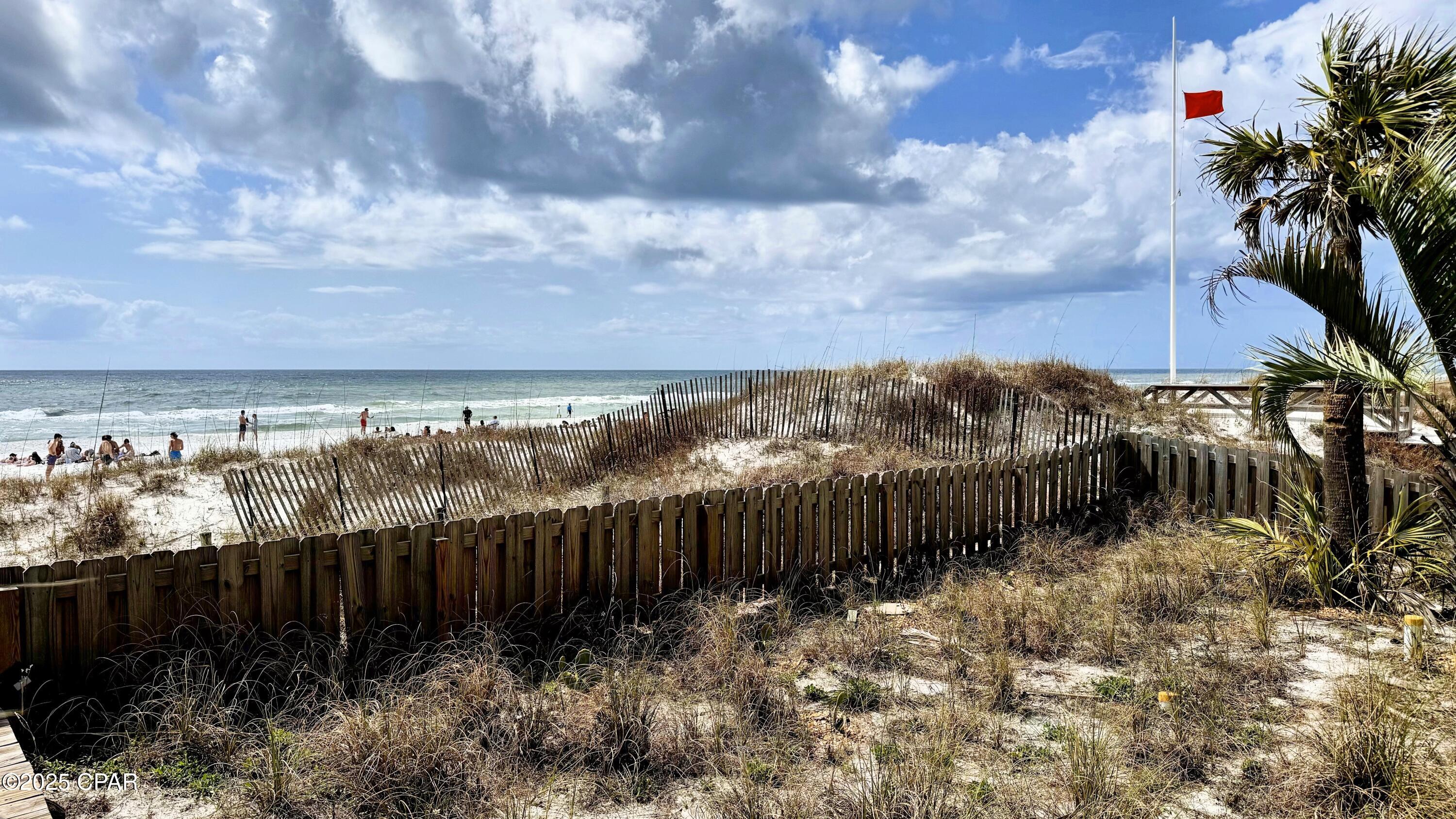 Image 10 For 8419 Surf Drive