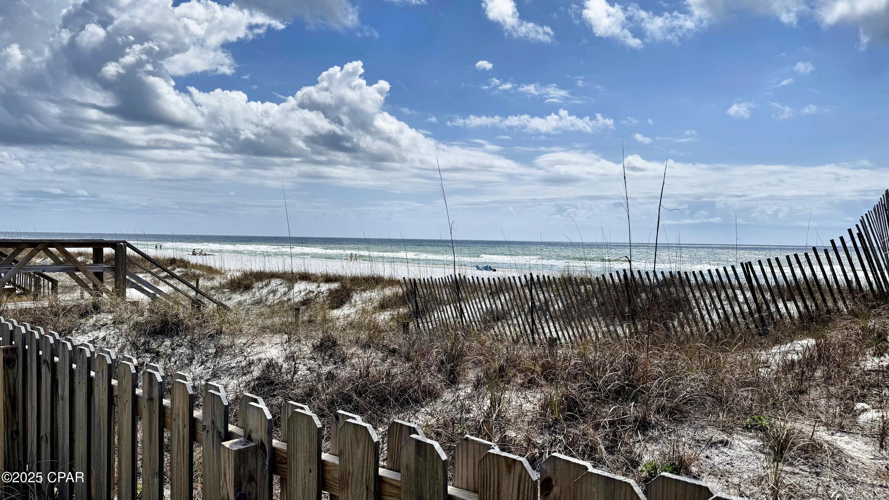 Image 11 For 8419 Surf Drive