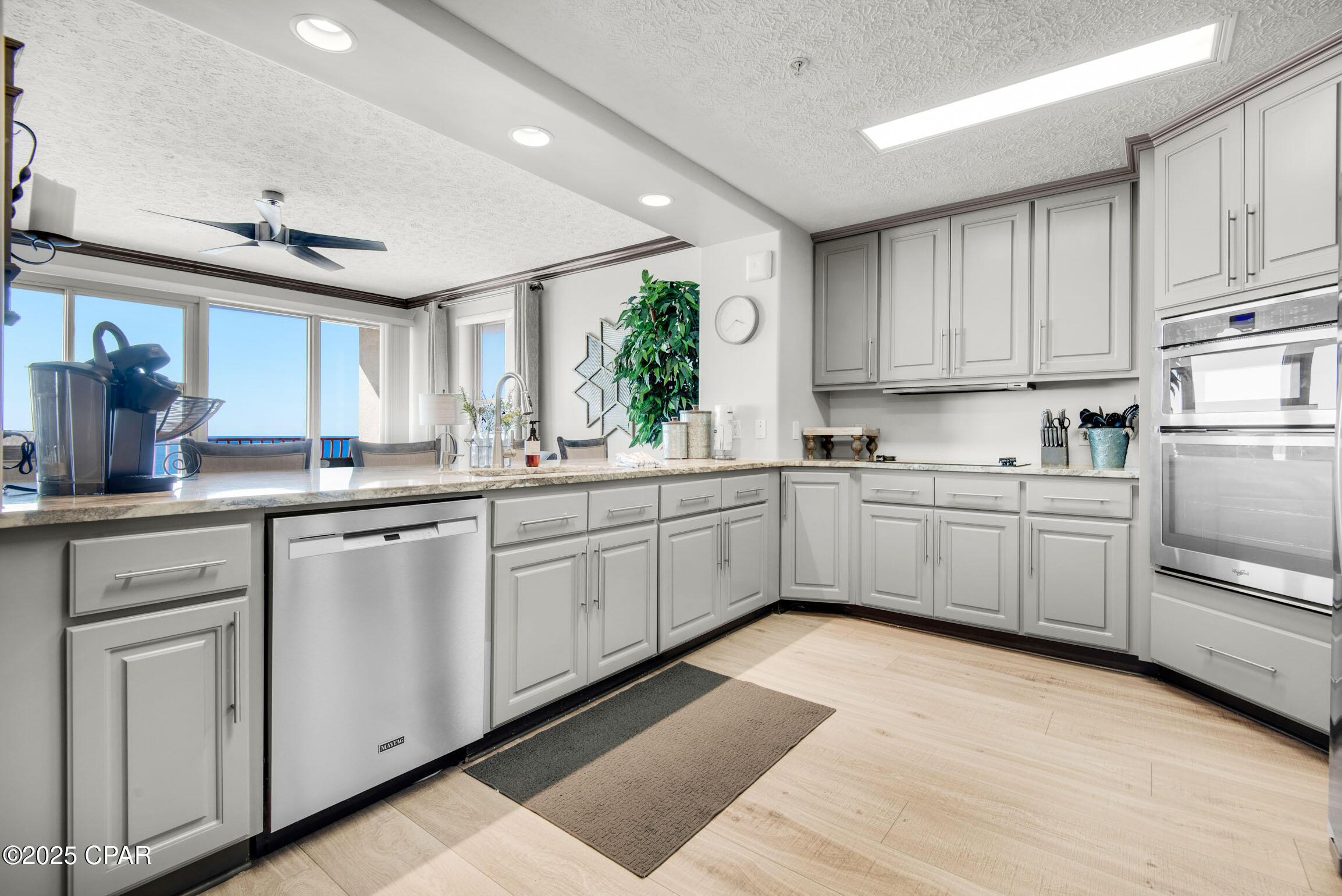 Image 10 For 7115 Thomas Drive 901