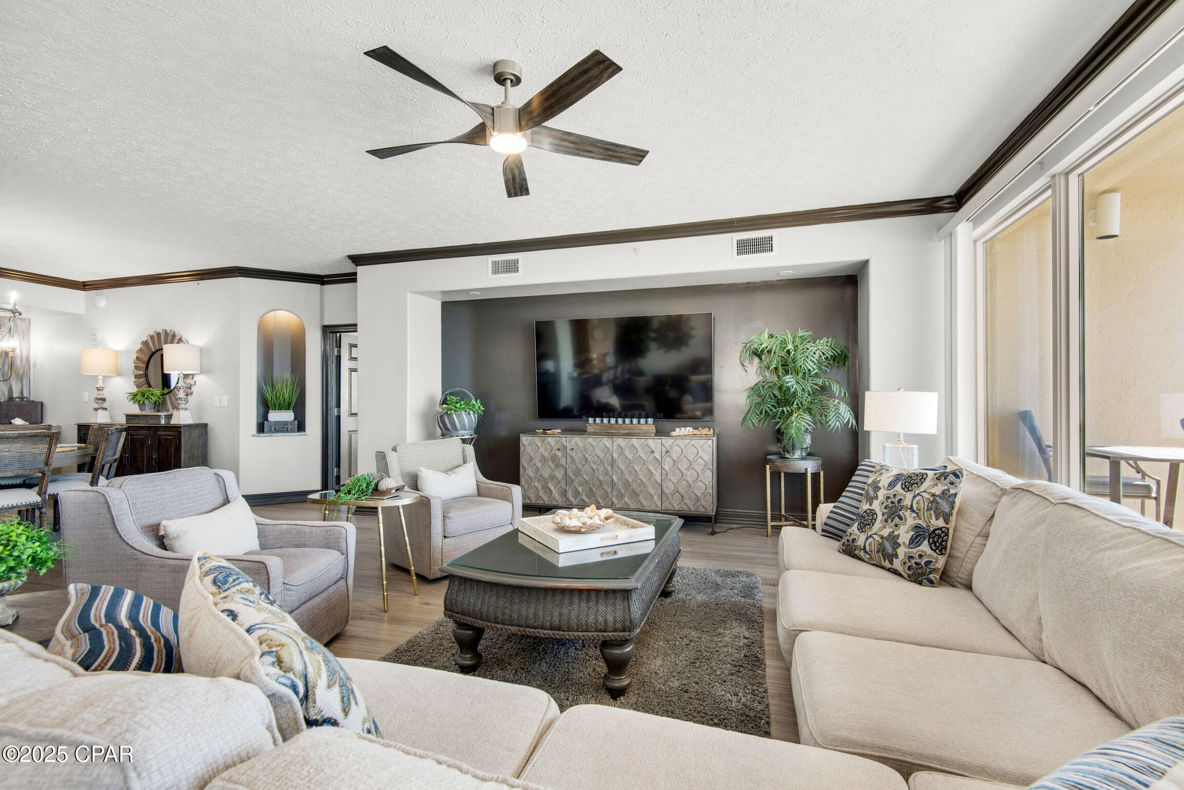 Image 7 For 7115 Thomas Drive 901