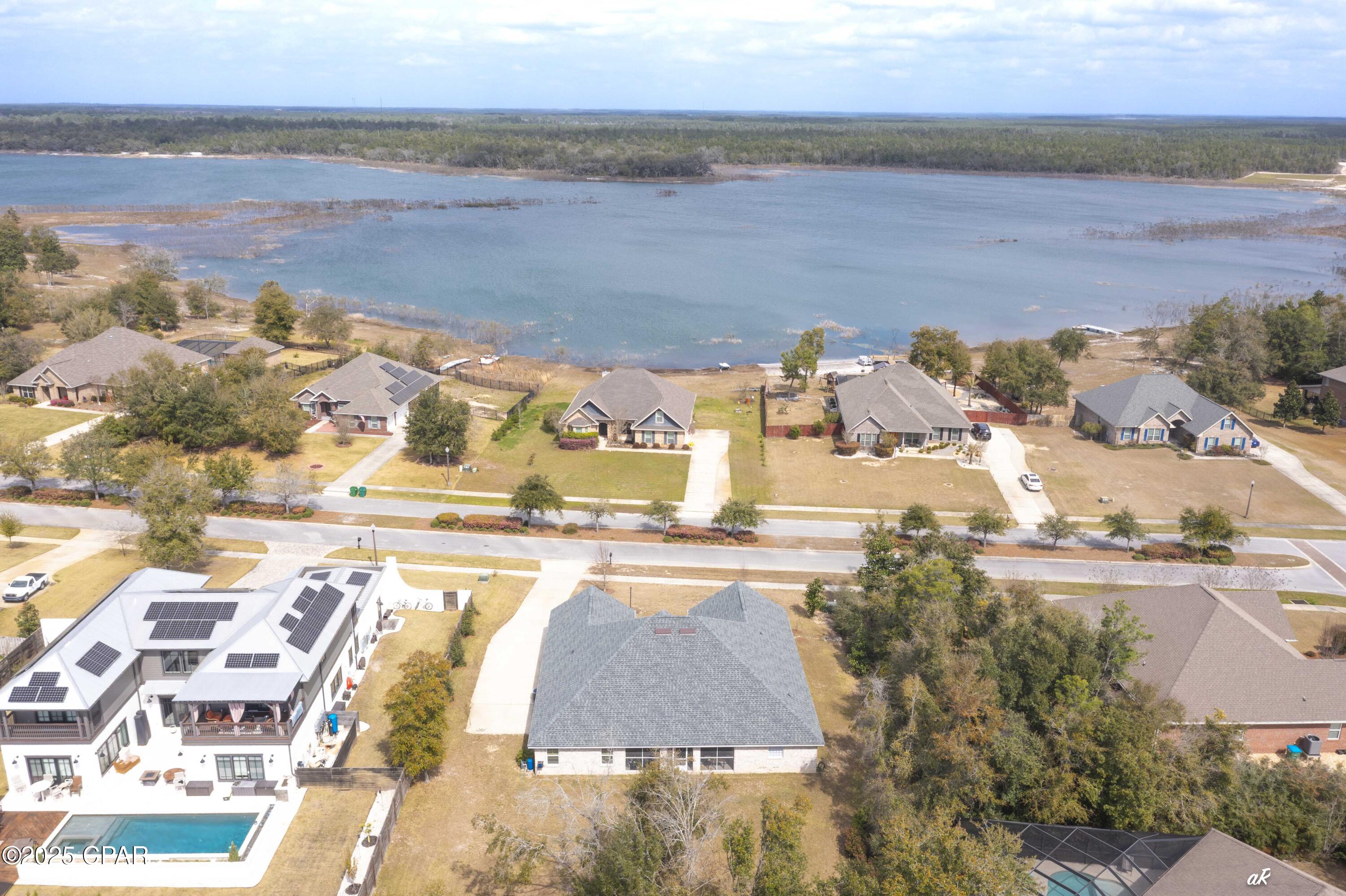 Image 33 For 160 Lake Merial Boulevard