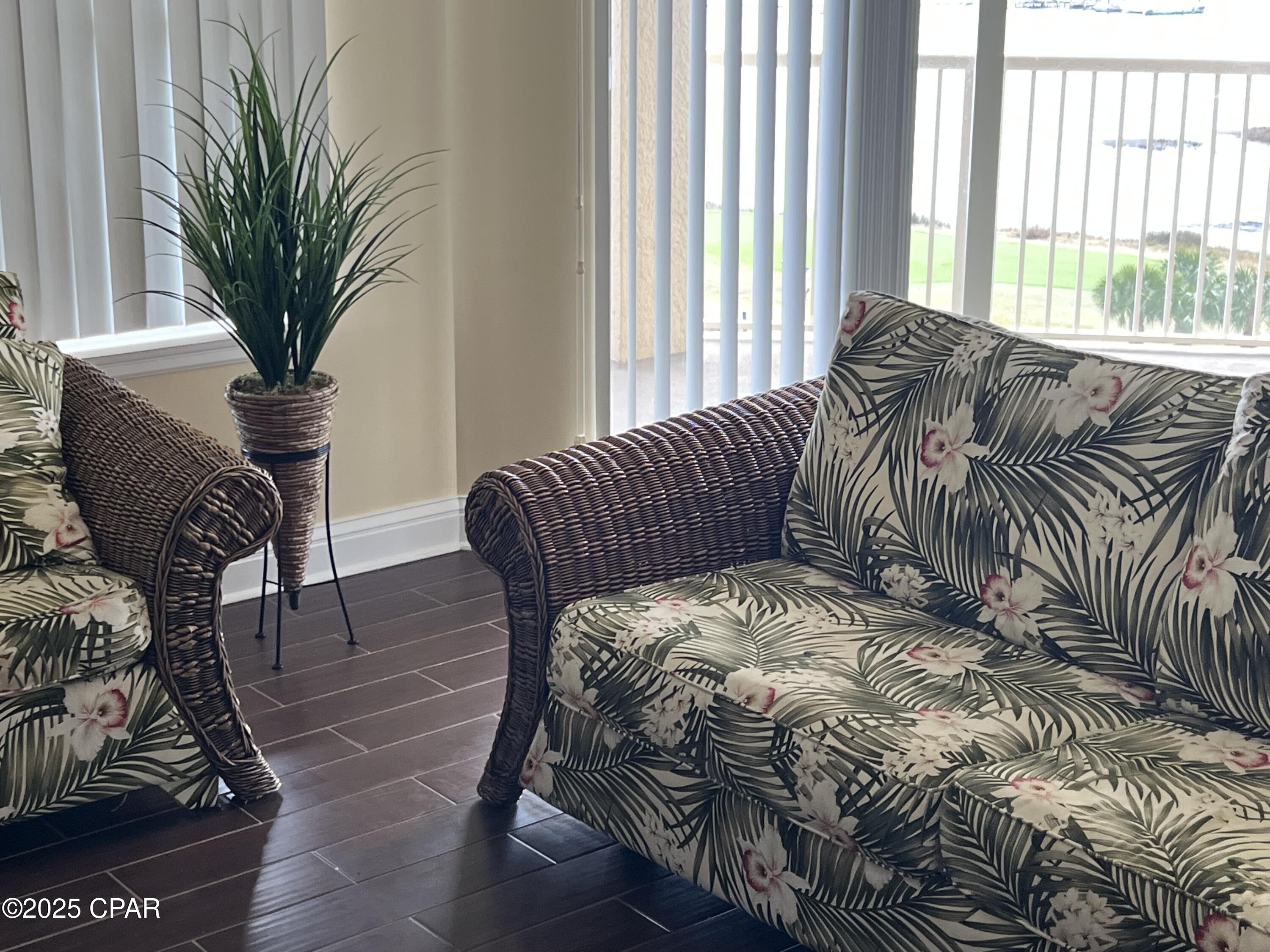 Image 6 For 4050 Marriott Drive 3606