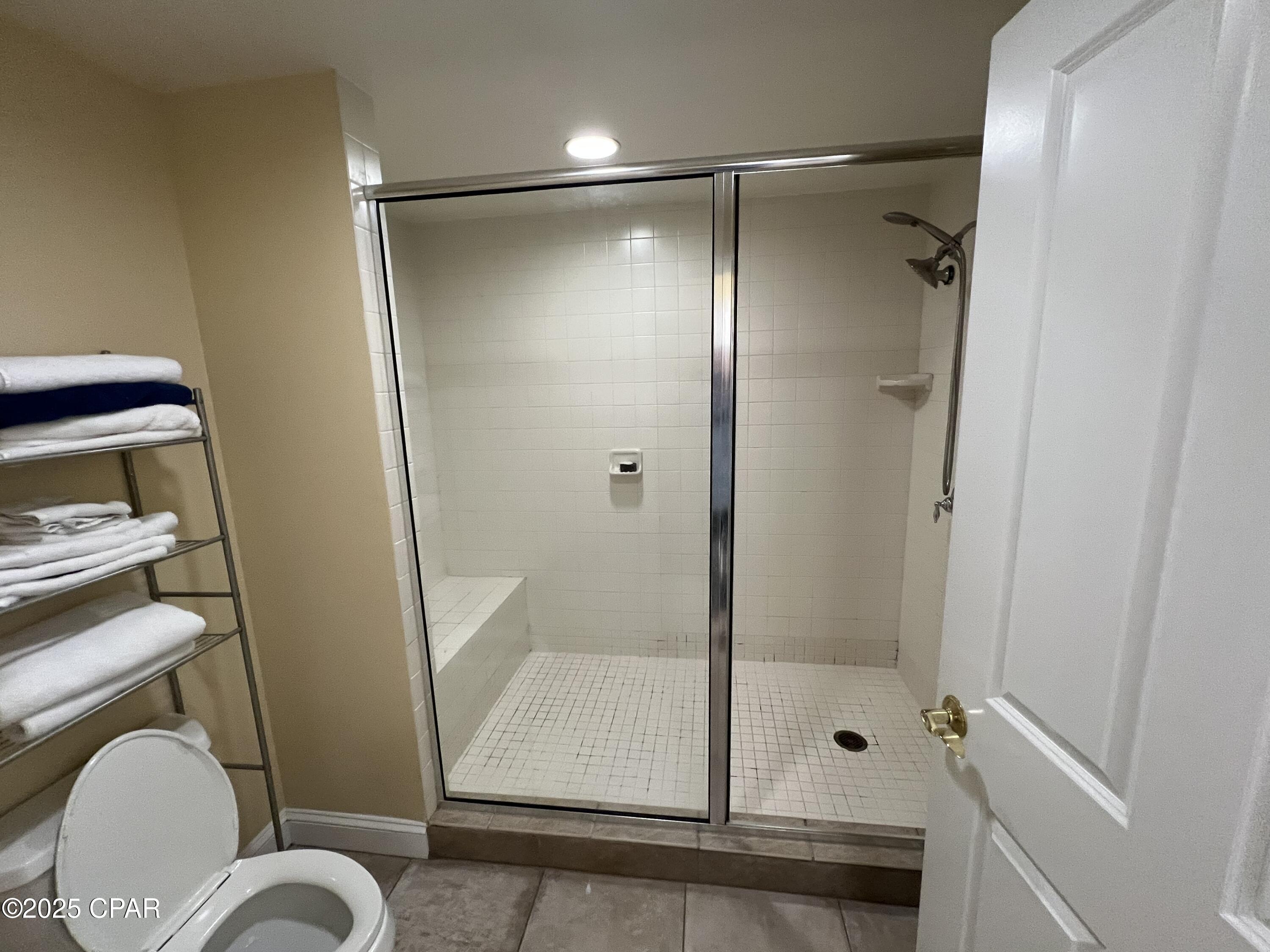 Image 8 For 4050 Marriott Drive 3606