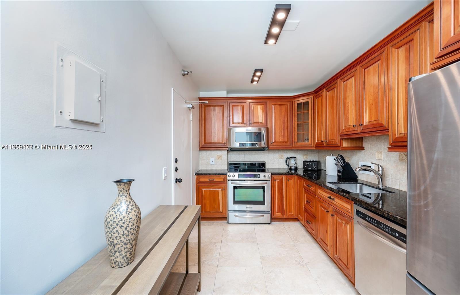 Property photo # 6