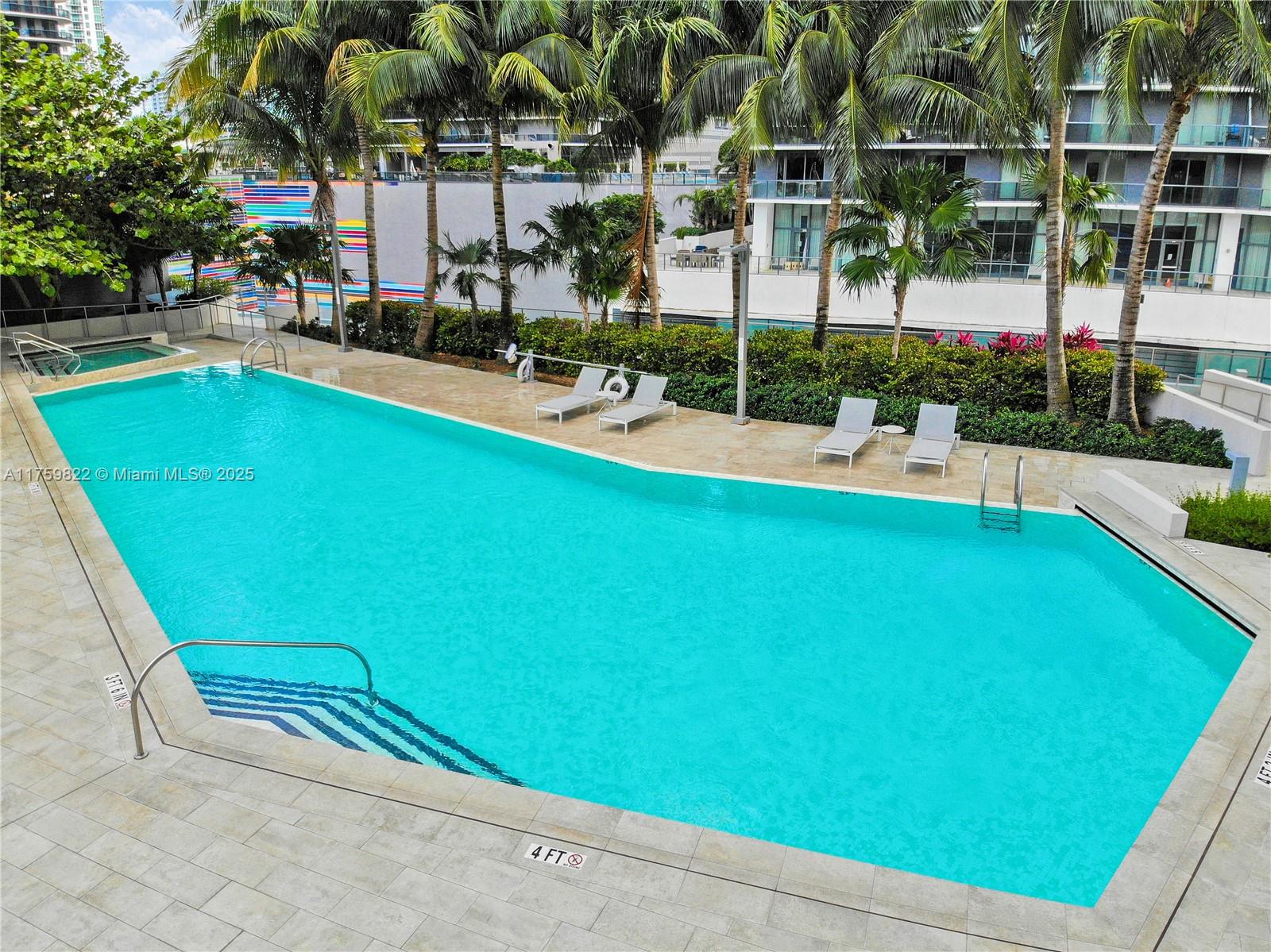 88 SW 7th St #2208, Miami FL 33130