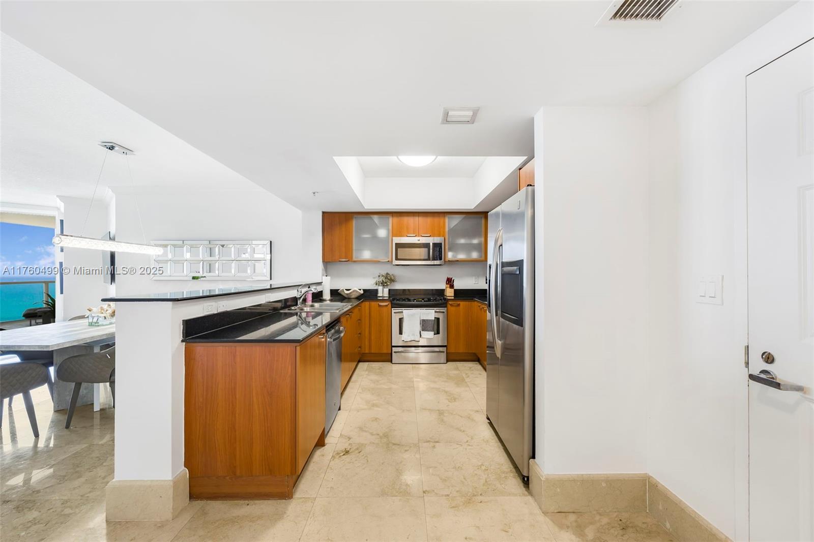16699 Collins Ave #3905, Sunny Isles Beach FL 33160