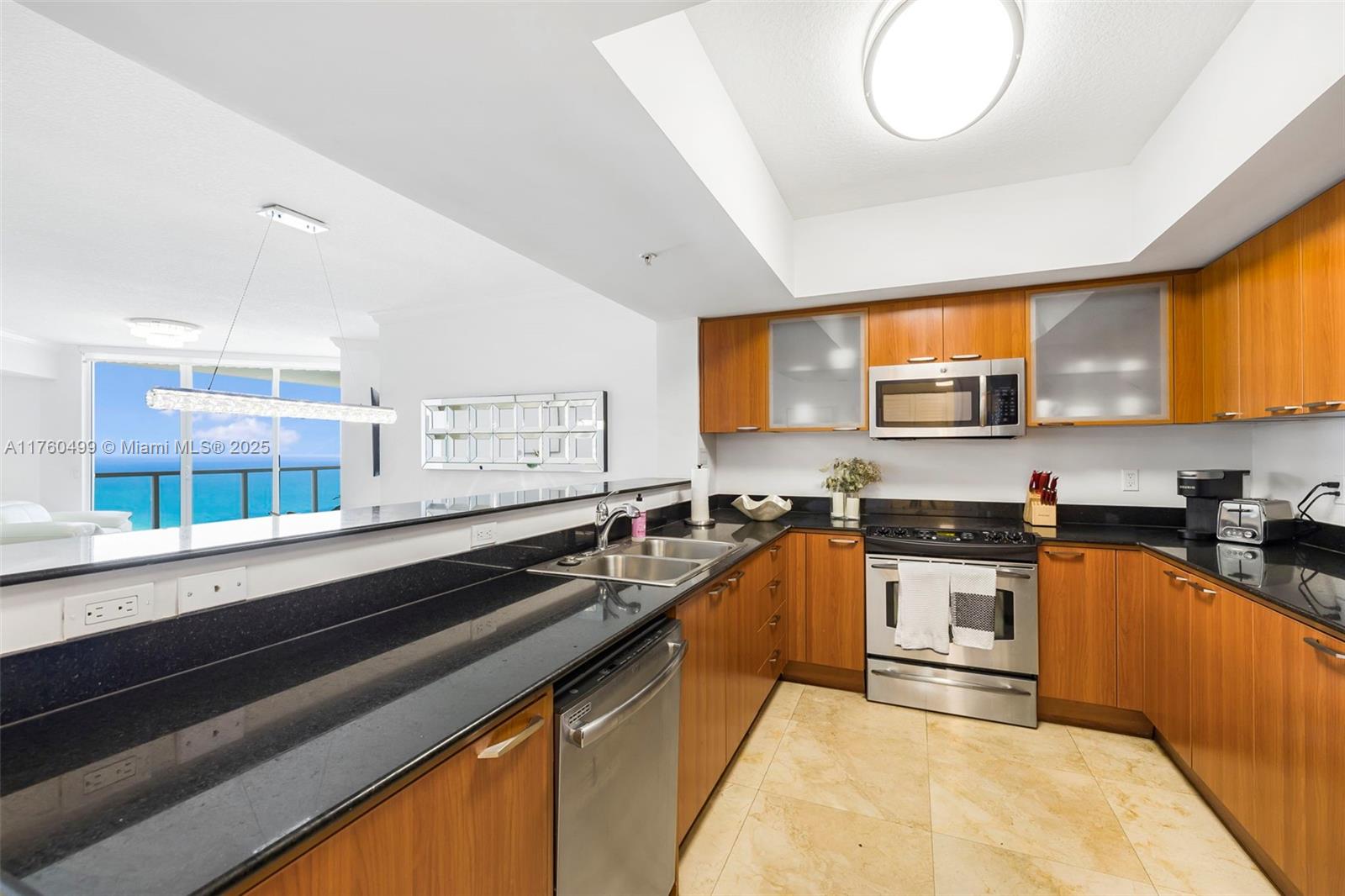 16699 Collins Ave #3905, Sunny Isles Beach FL 33160