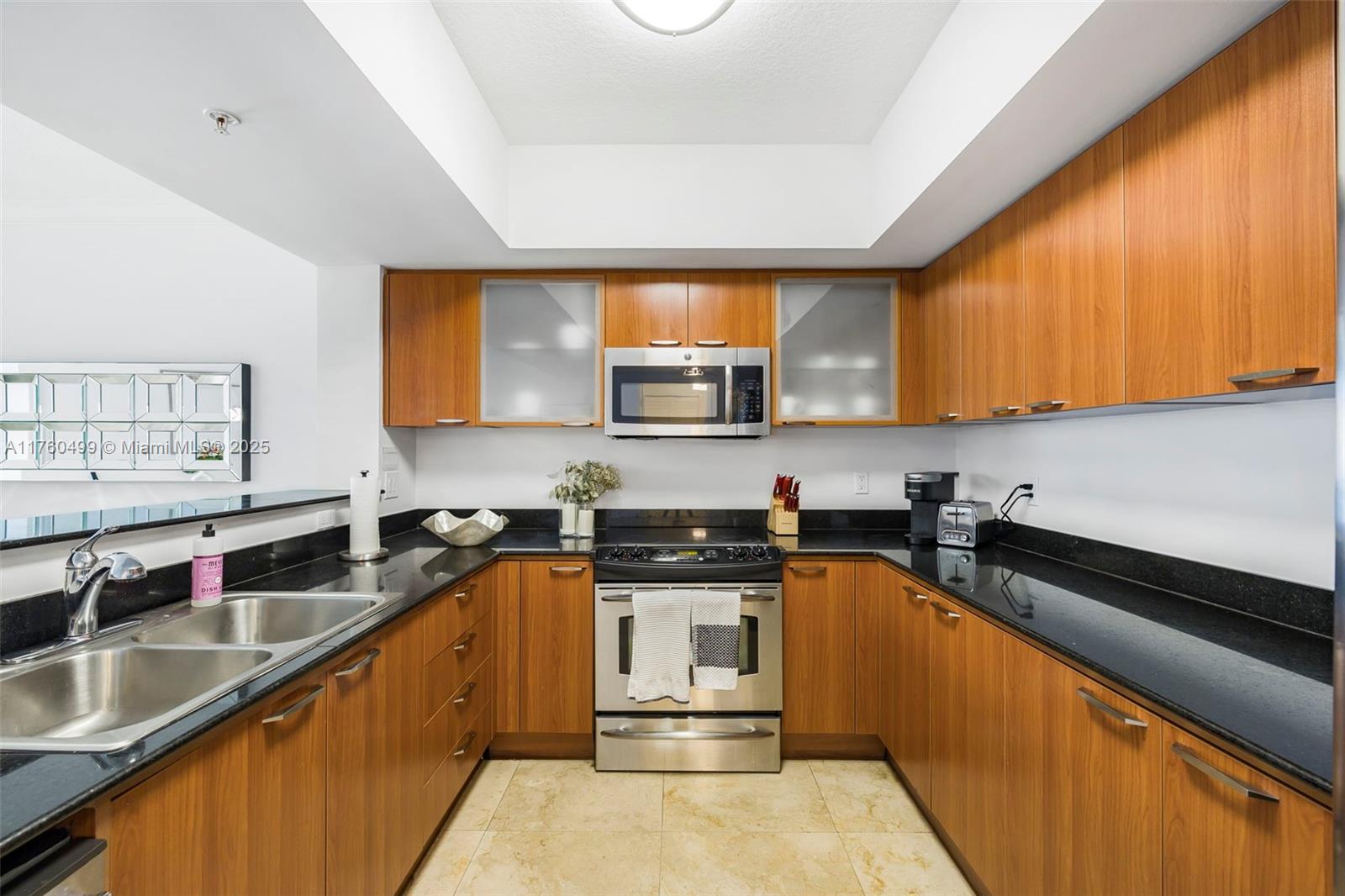 16699 Collins Ave #3905, Sunny Isles Beach FL 33160