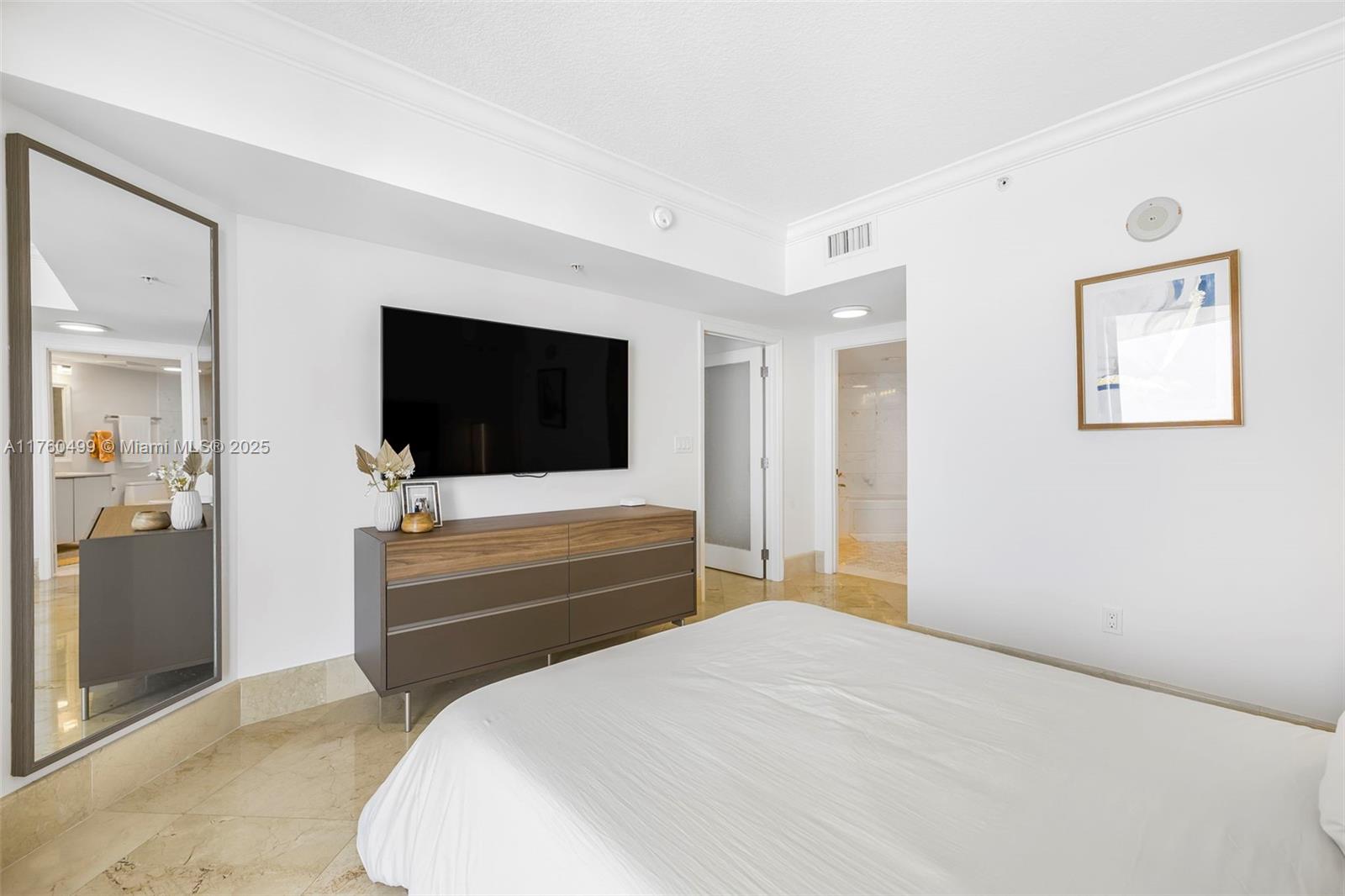 16699 Collins Ave #3905, Sunny Isles Beach FL 33160