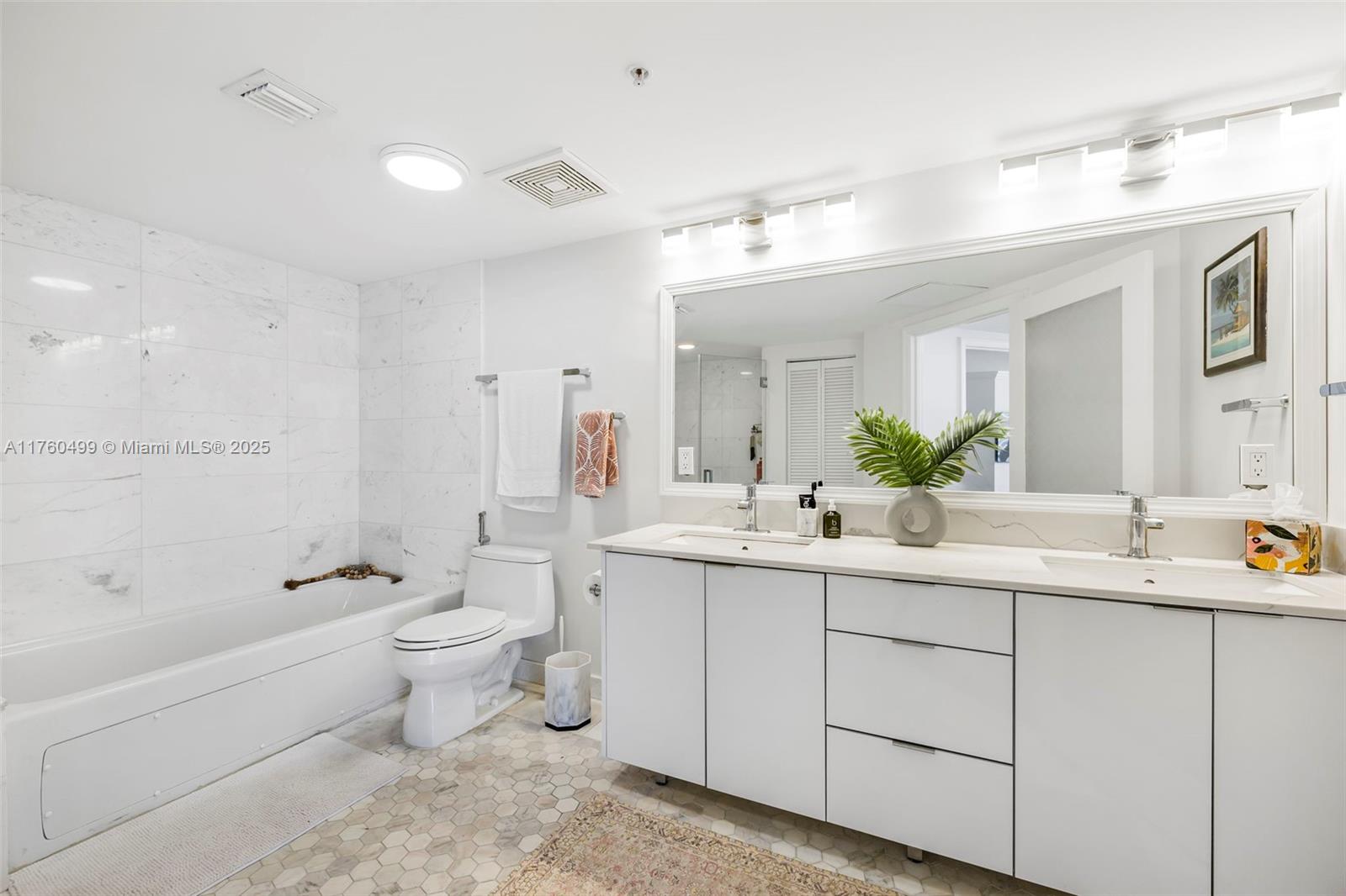 16699 Collins Ave #3905, Sunny Isles Beach FL 33160
