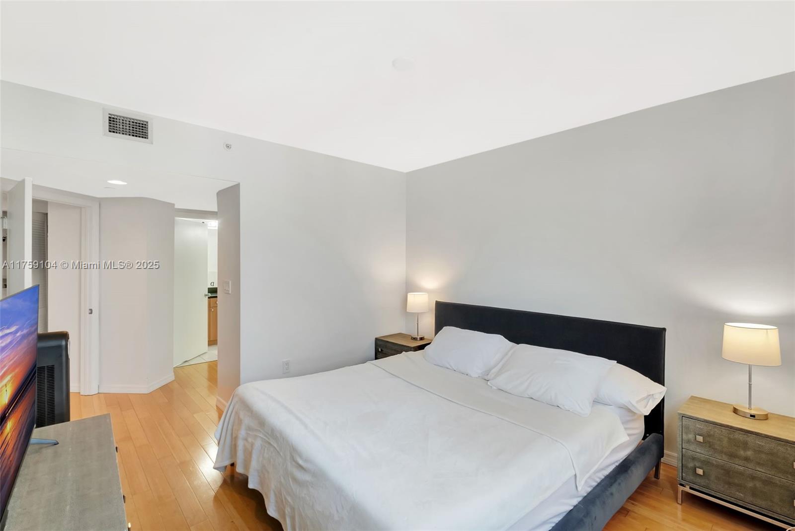 1330 West Ave #909, Miami Beach FL 33139