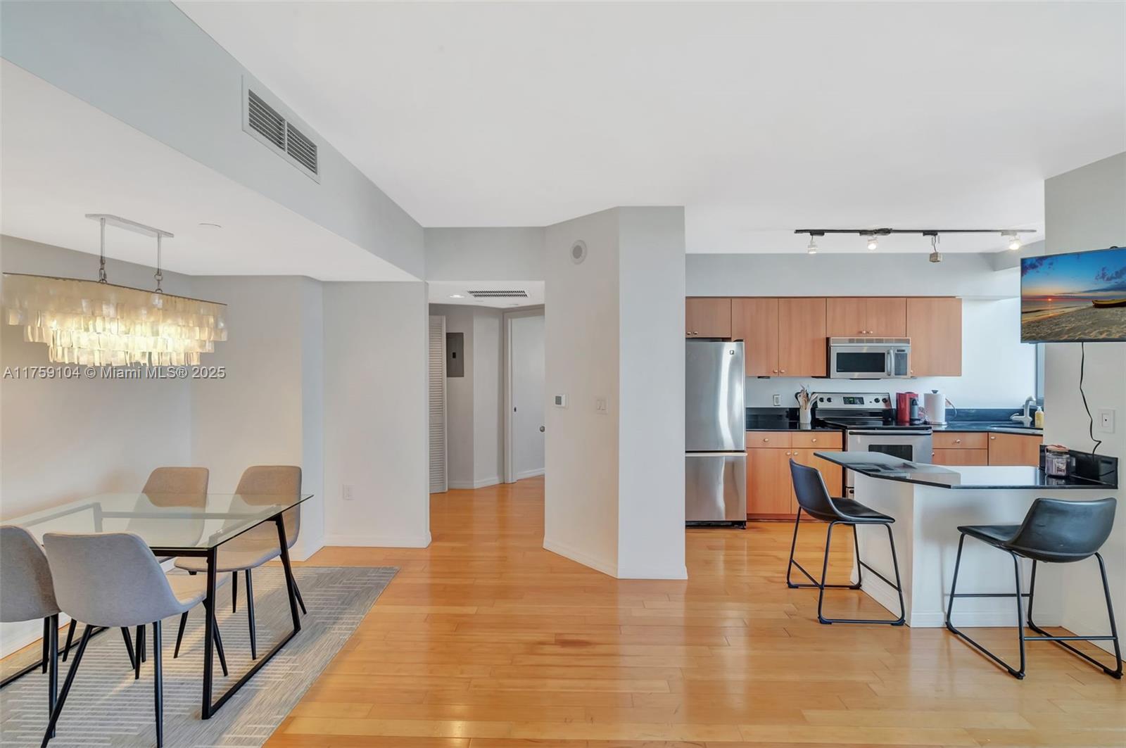 1330 West Ave #909, Miami Beach FL 33139