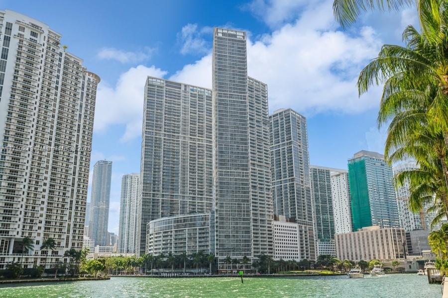 Condo for Rent in Miami, FL