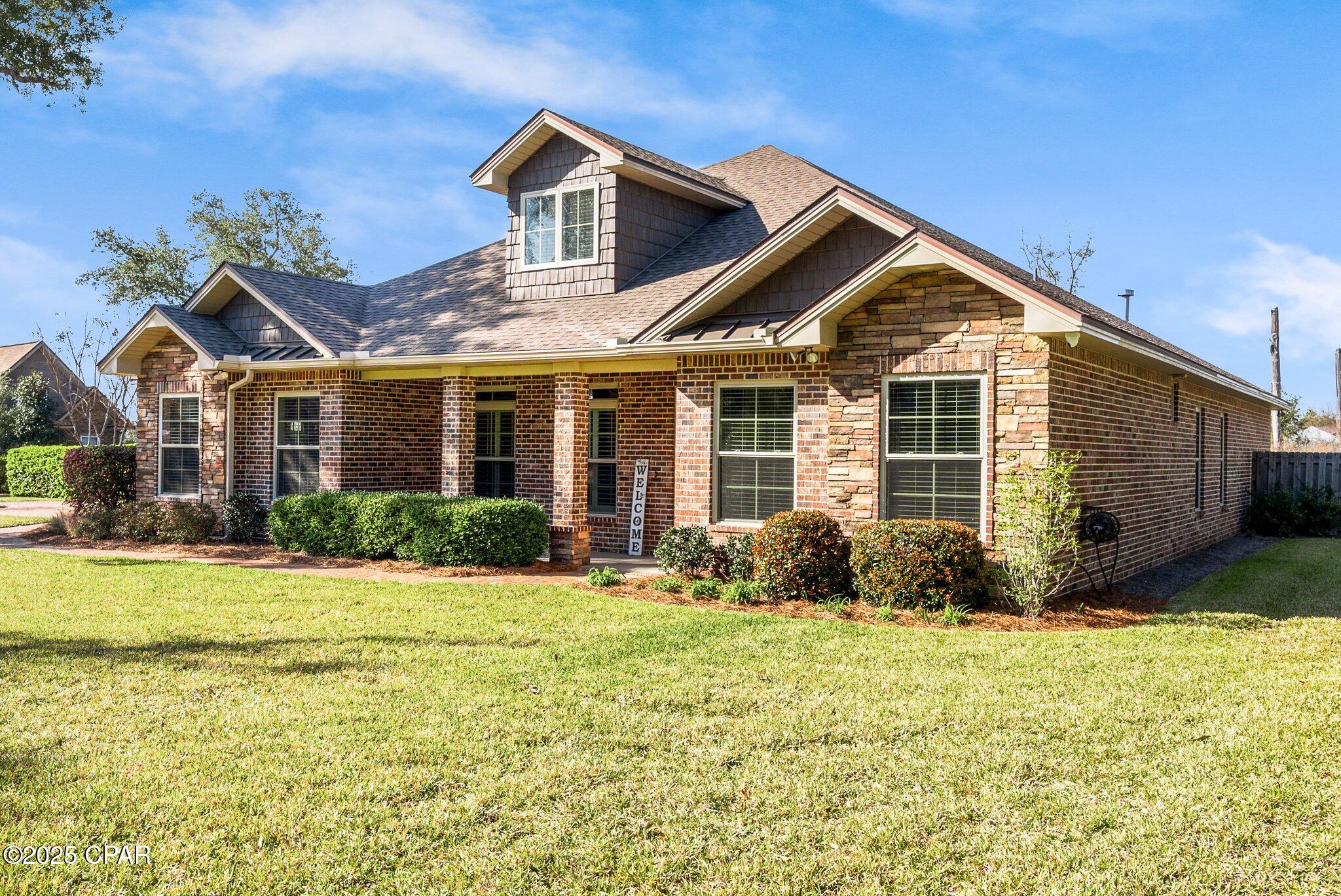 Image 2 For 4405 Bayou Oaks Drive
