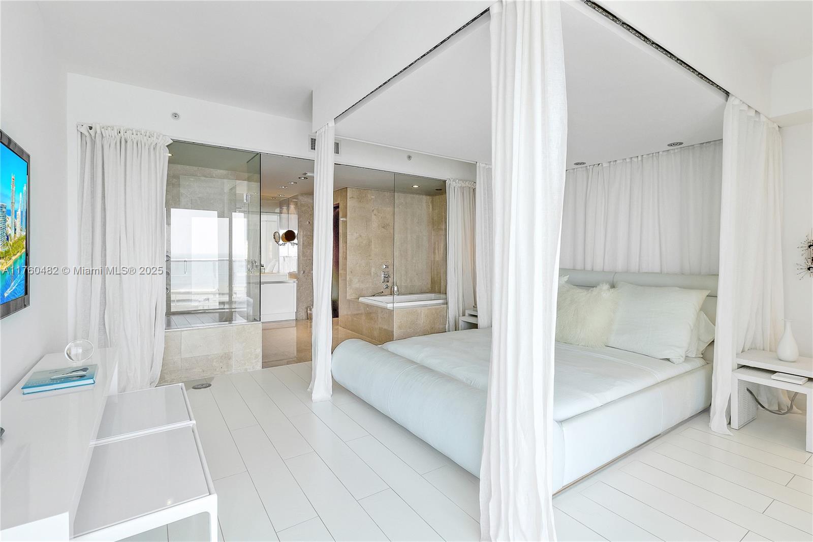 3737 Collins Ave #S-1302, Miami Beach FL 33140
