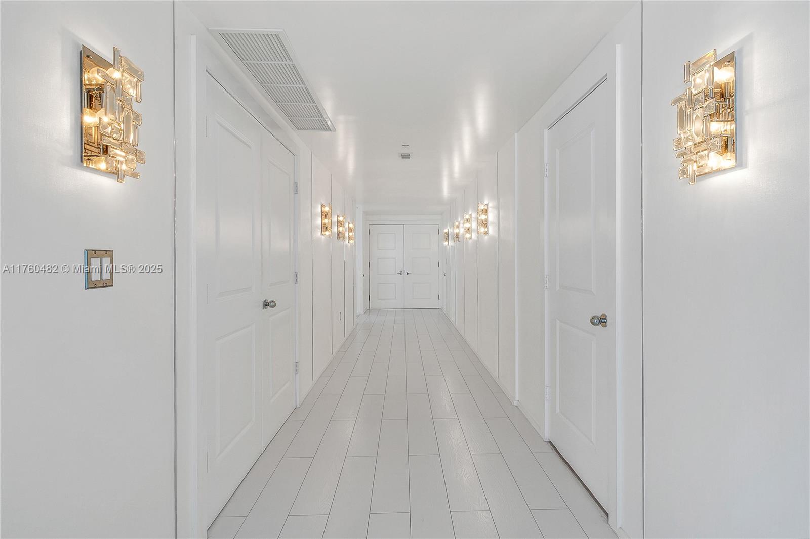 3737 Collins Ave #S-1302, Miami Beach FL 33140