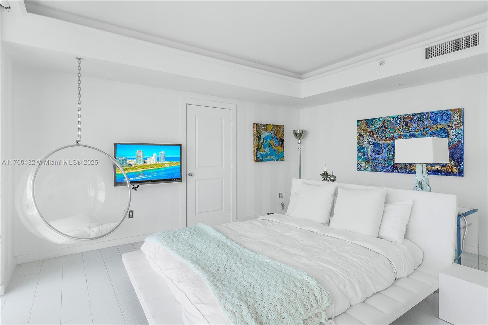 3737 Collins Ave #S-1302, Miami Beach FL 33140