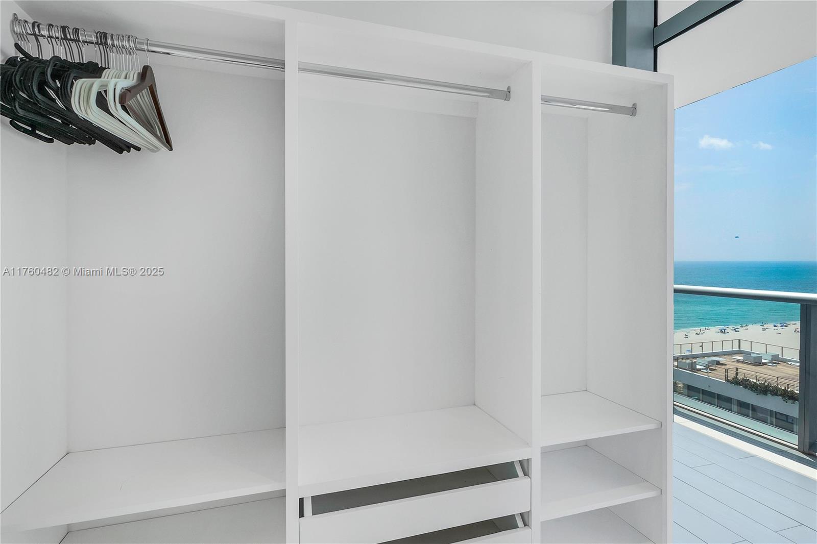 3737 Collins Ave #S-1302, Miami Beach FL 33140