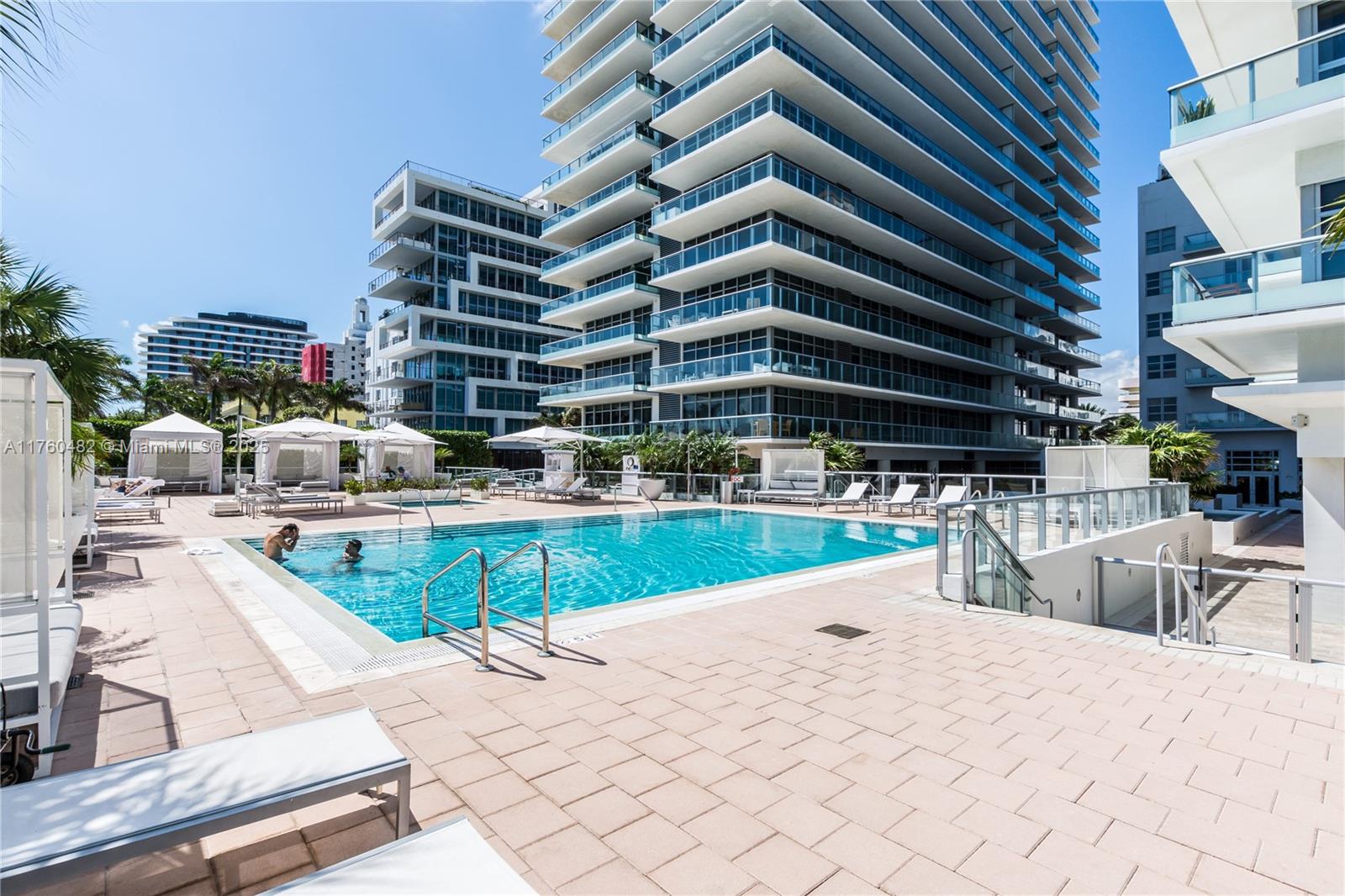 3737 Collins Ave #S-1302, Miami Beach FL 33140