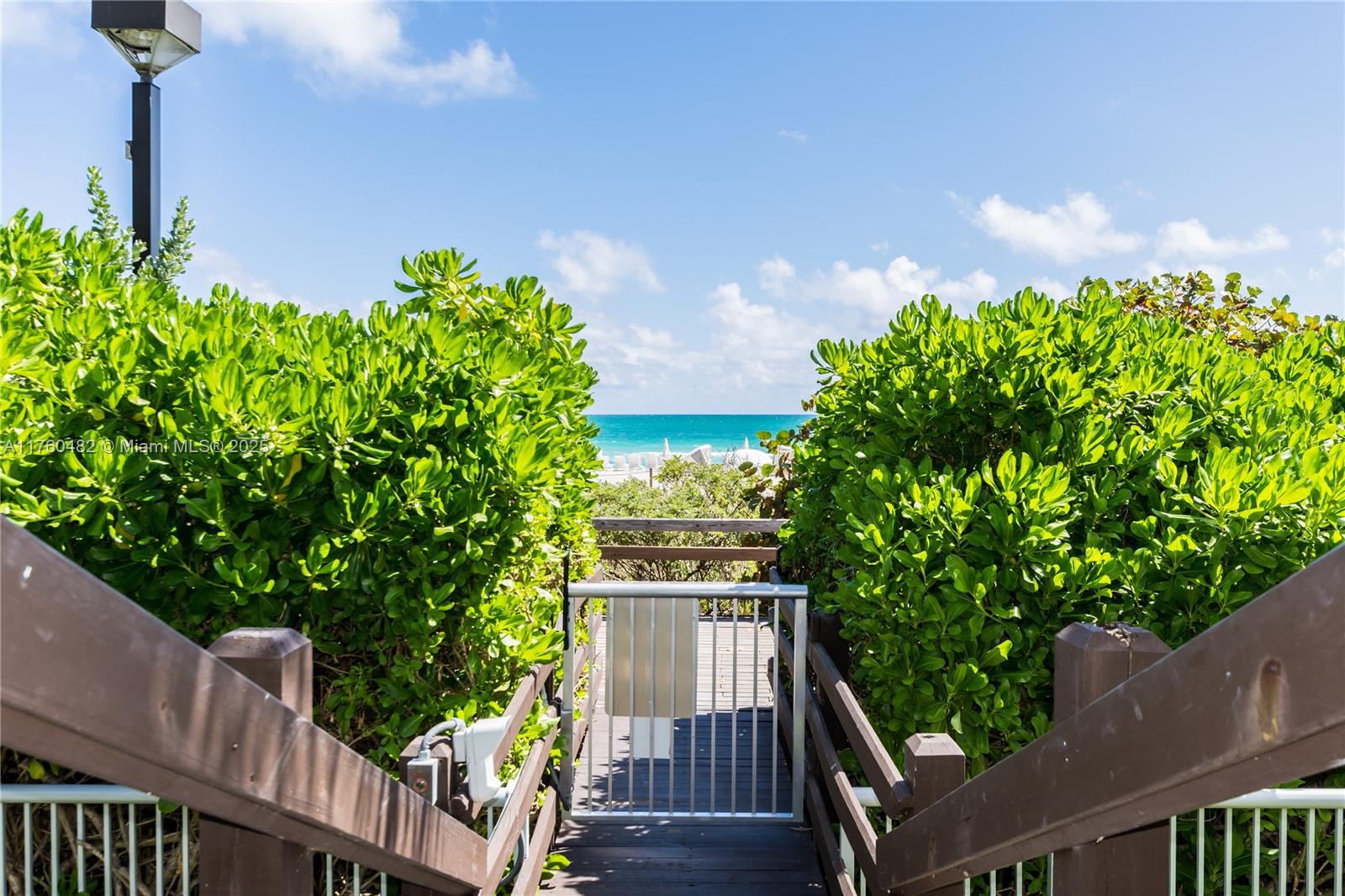 3737 Collins Ave #S-1302, Miami Beach FL 33140
