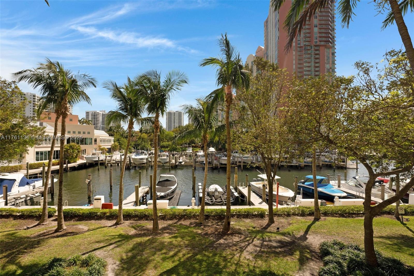 3340 NE 190th St #208, Aventura FL 33180