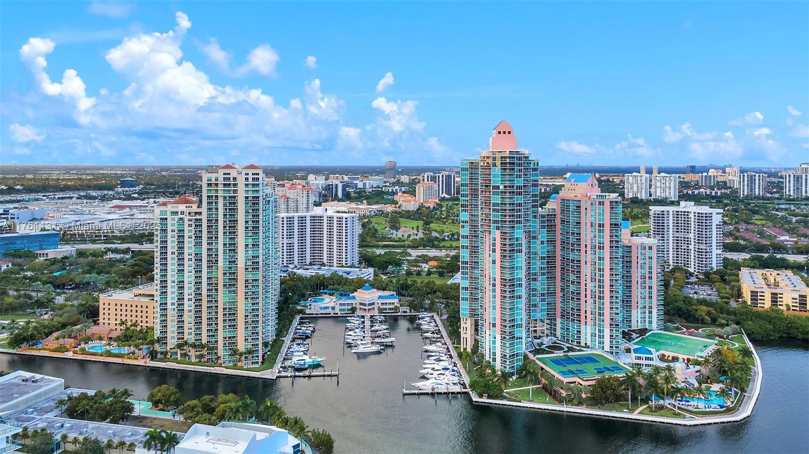 3340 NE 190th St #208, Aventura FL 33180