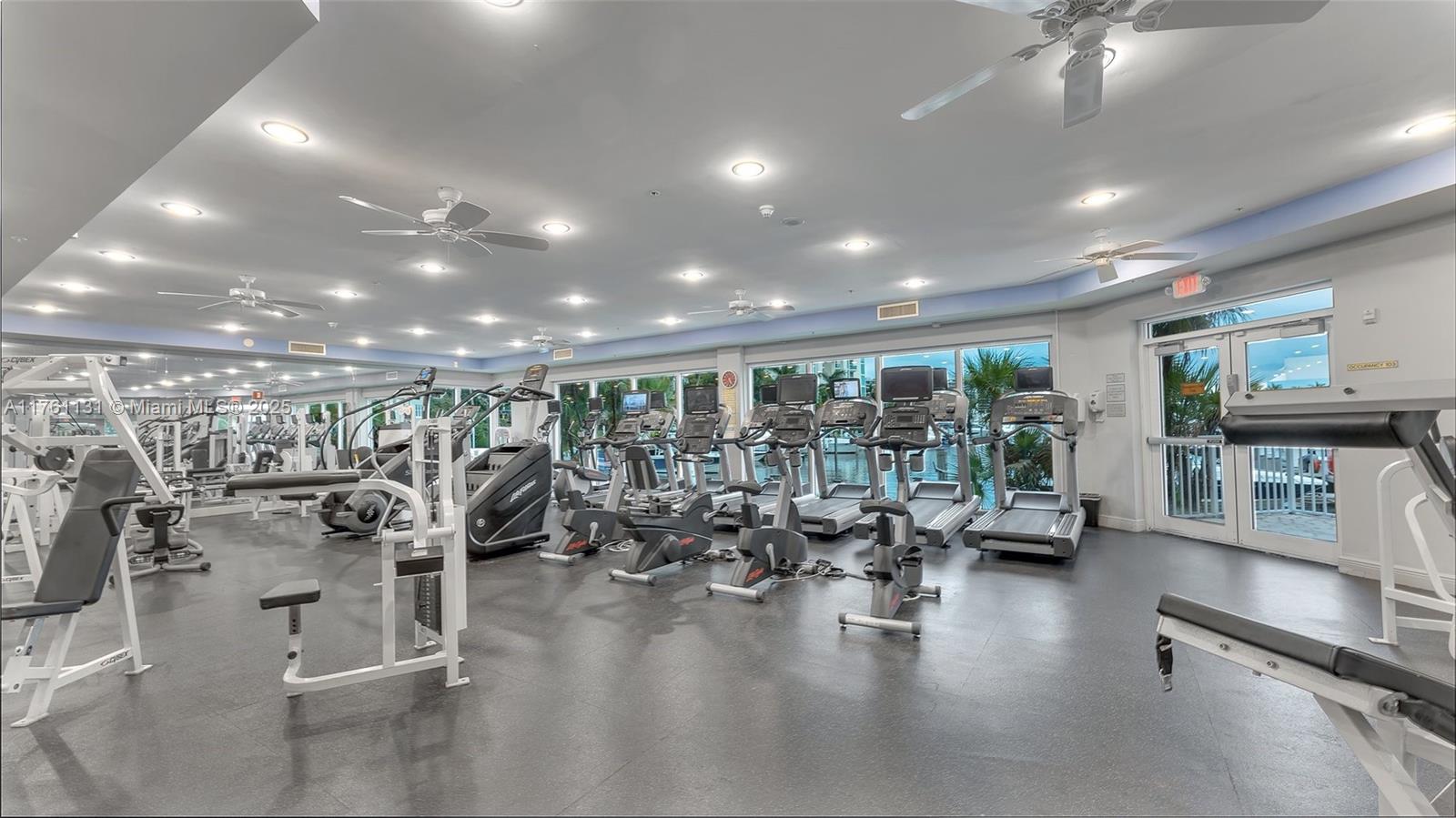3340 NE 190th St #208, Aventura FL 33180