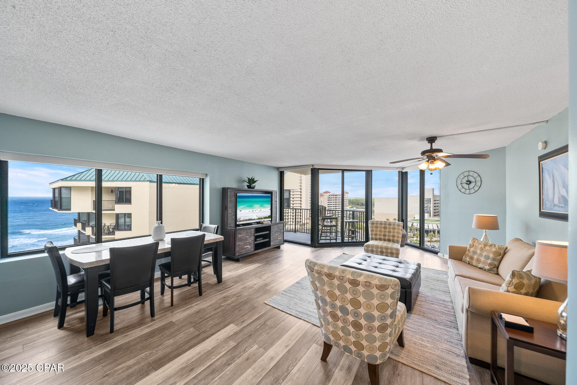 Image 11 For 9850 Thomas Drive 1212e