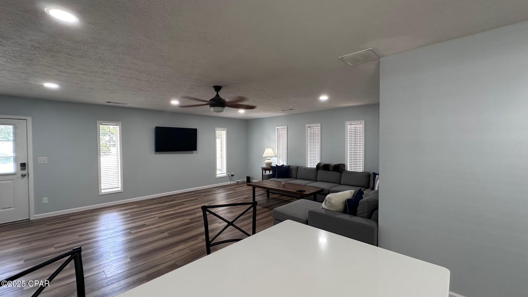 Image 7 For 406 Sonata Circle