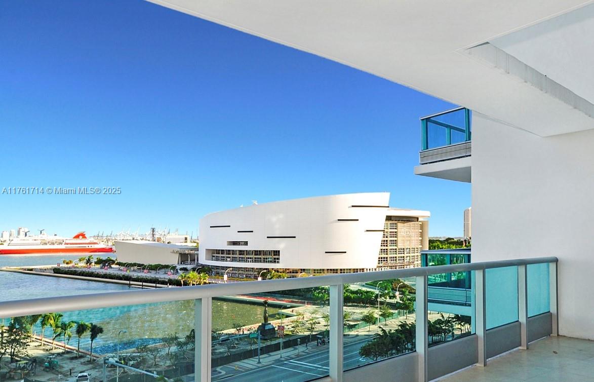 Condo for Rent in Miami, FL