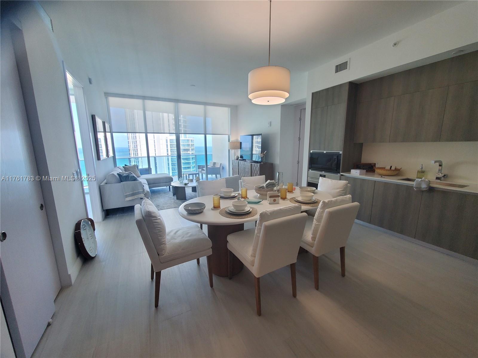 Apartamento en Alquiler en Sunny Isles Beach, FL