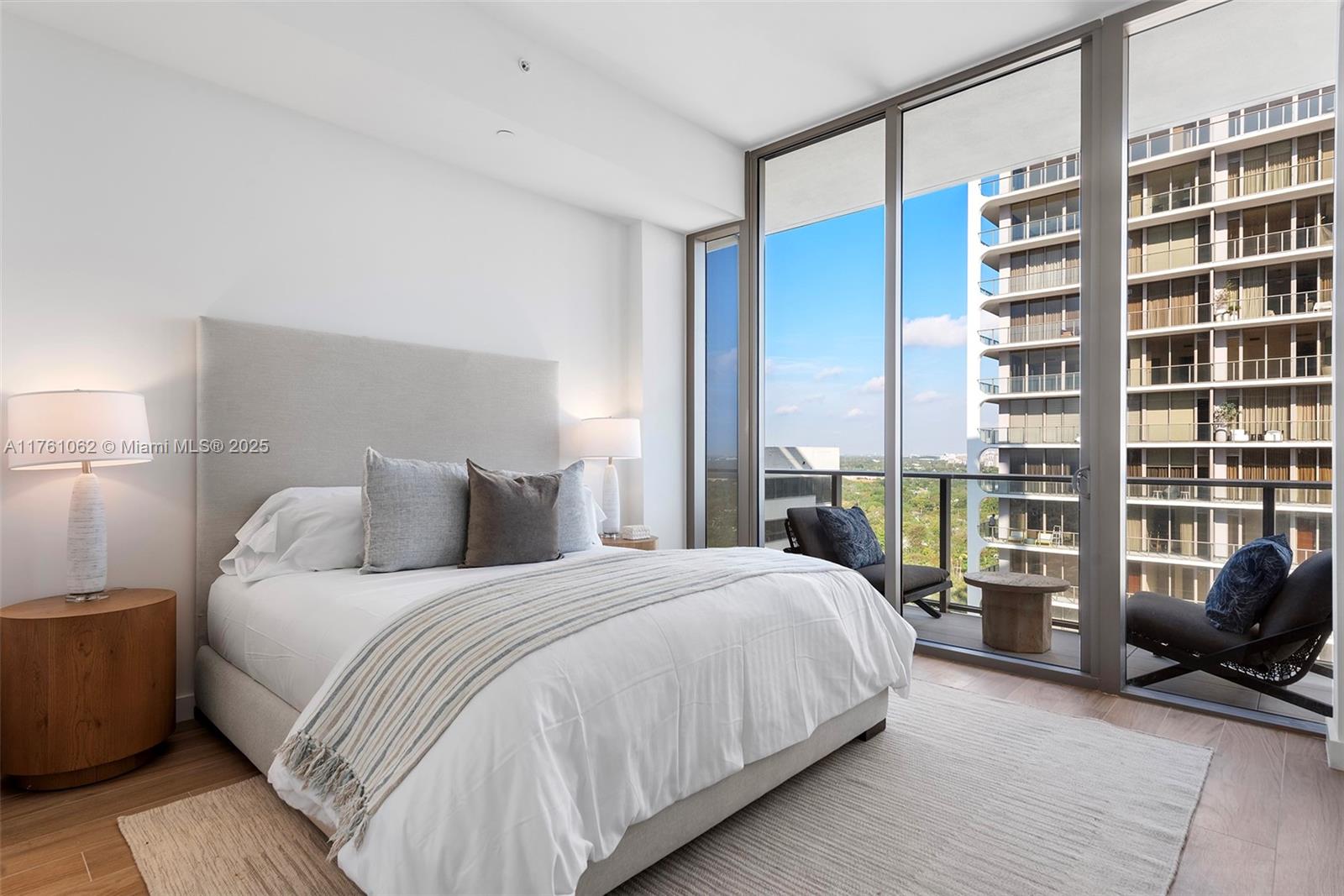 2655 S Bayshore #1512, Coconut Grove FL 33133