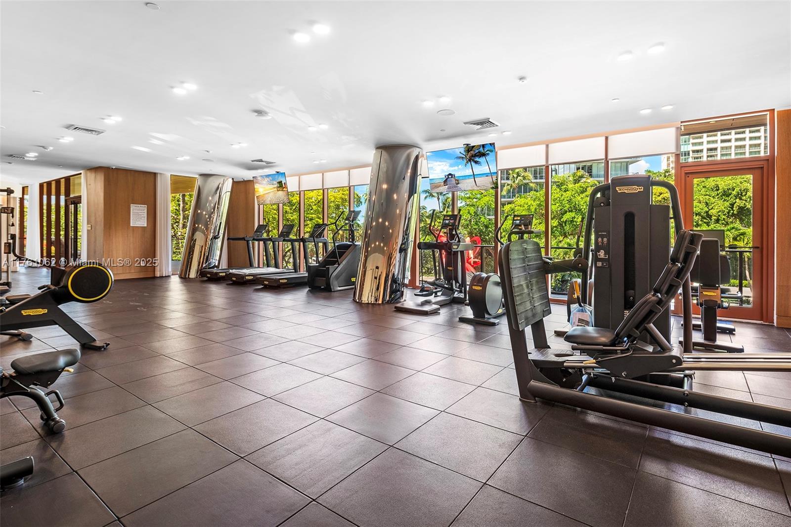 2655 S Bayshore #1512, Coconut Grove FL 33133