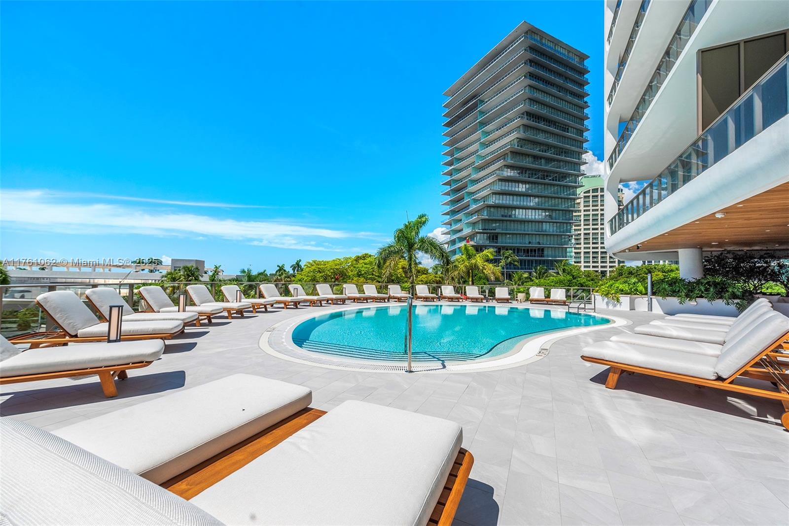 2655 S Bayshore #1512, Coconut Grove FL 33133