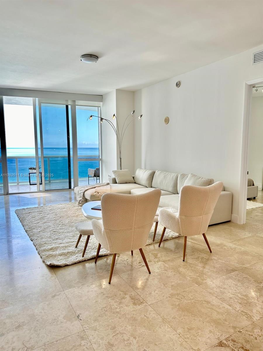 15811 Collins Ave #2103, Sunny Isles Beach FL 33160