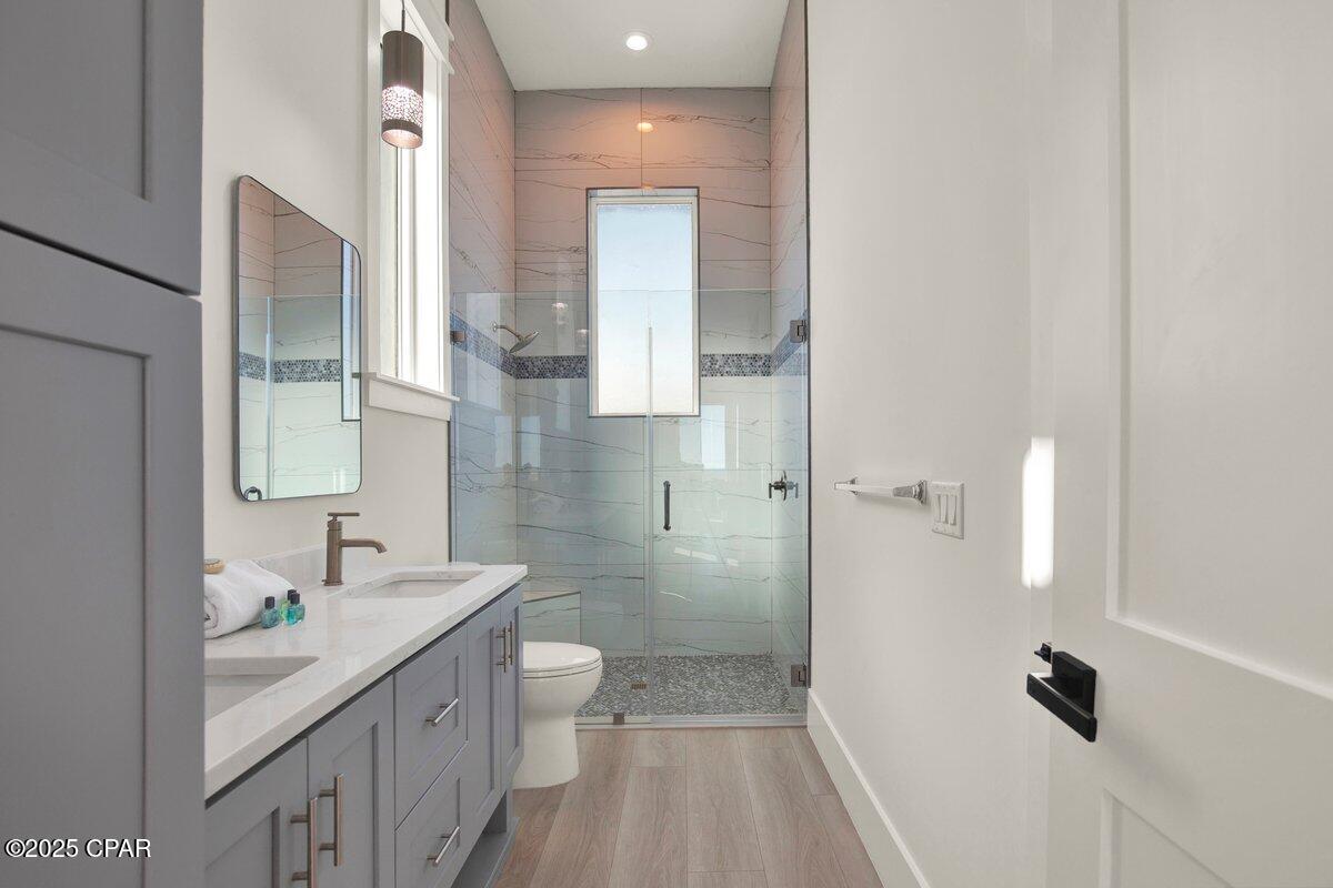 Image 77 For 13401 Oleander Drive