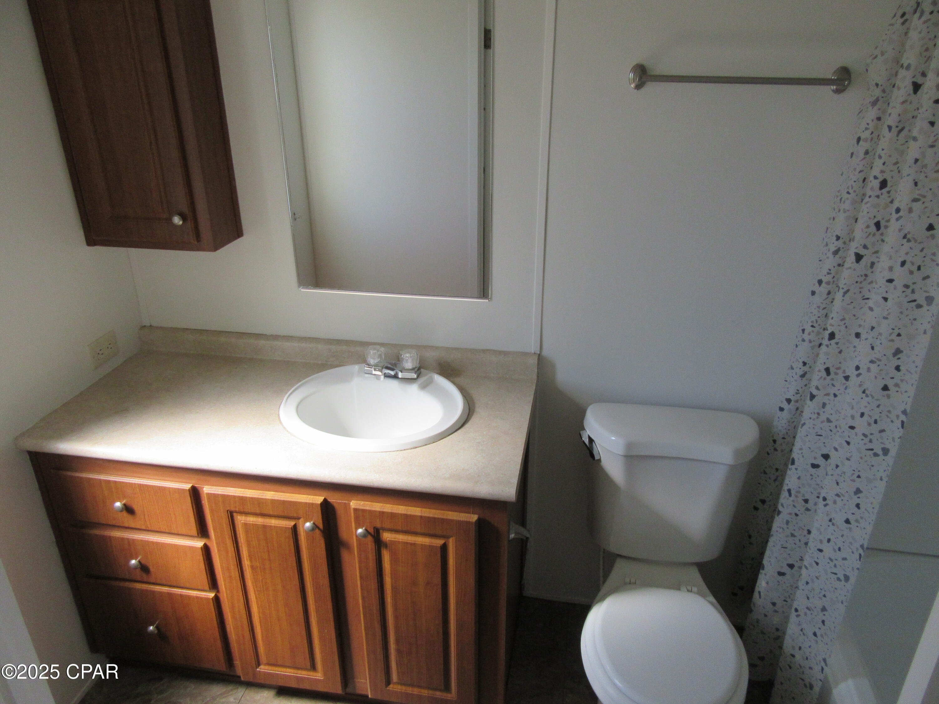 Image 9 For 102 Sims Avenue #4