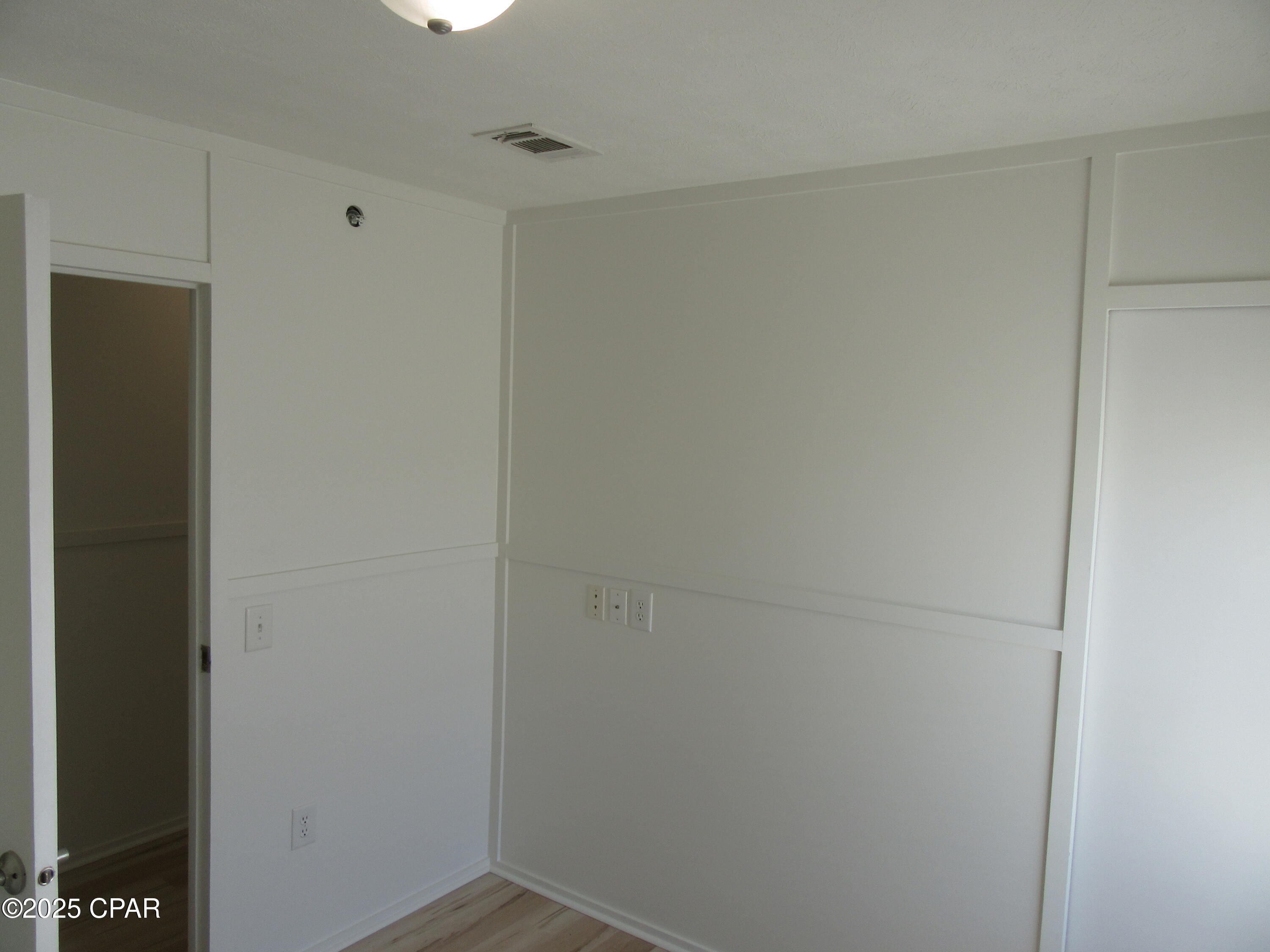 Image 15 For 102 Sims Avenue #1