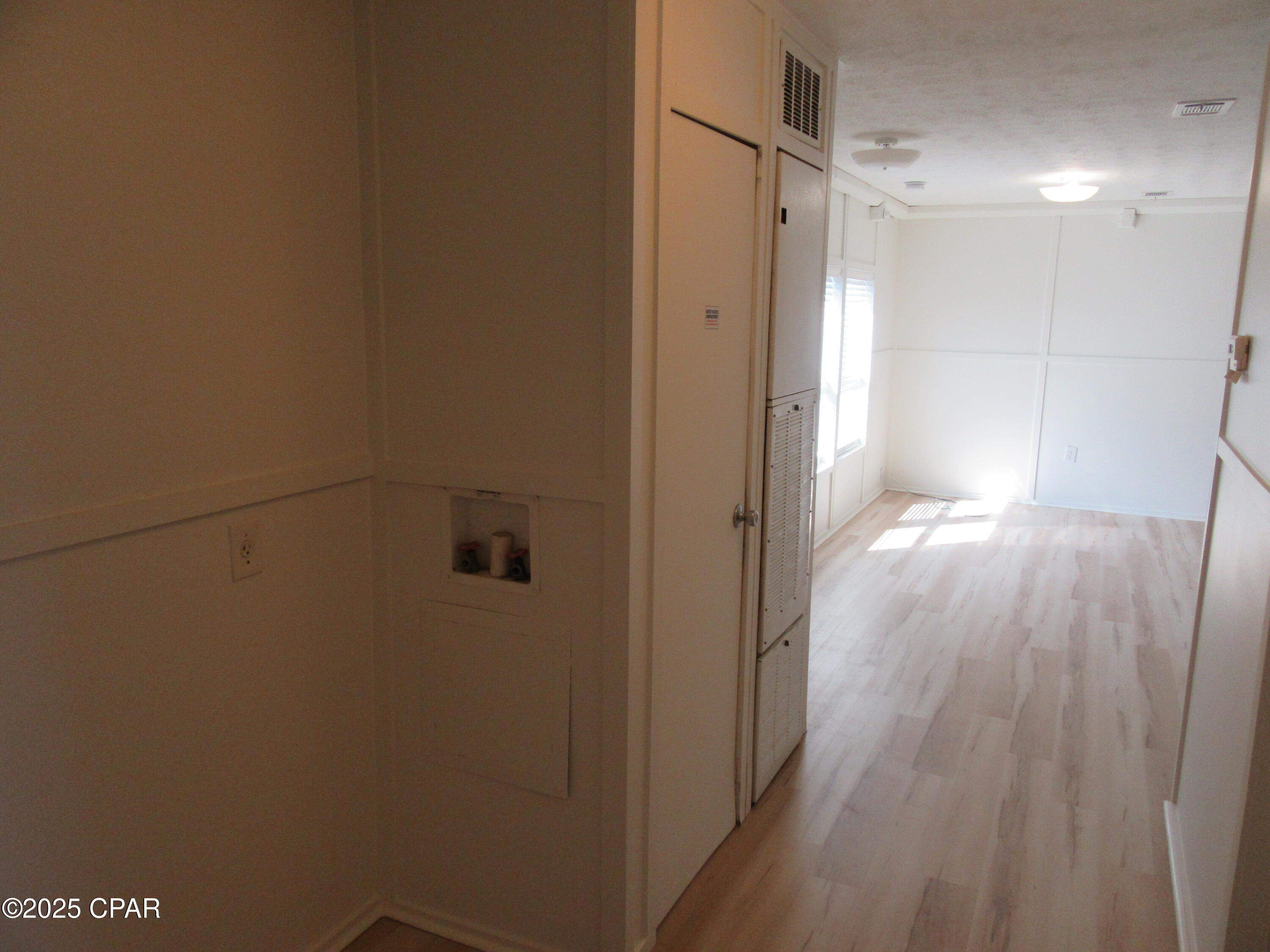 Image 7 For 102 Sims Avenue #1